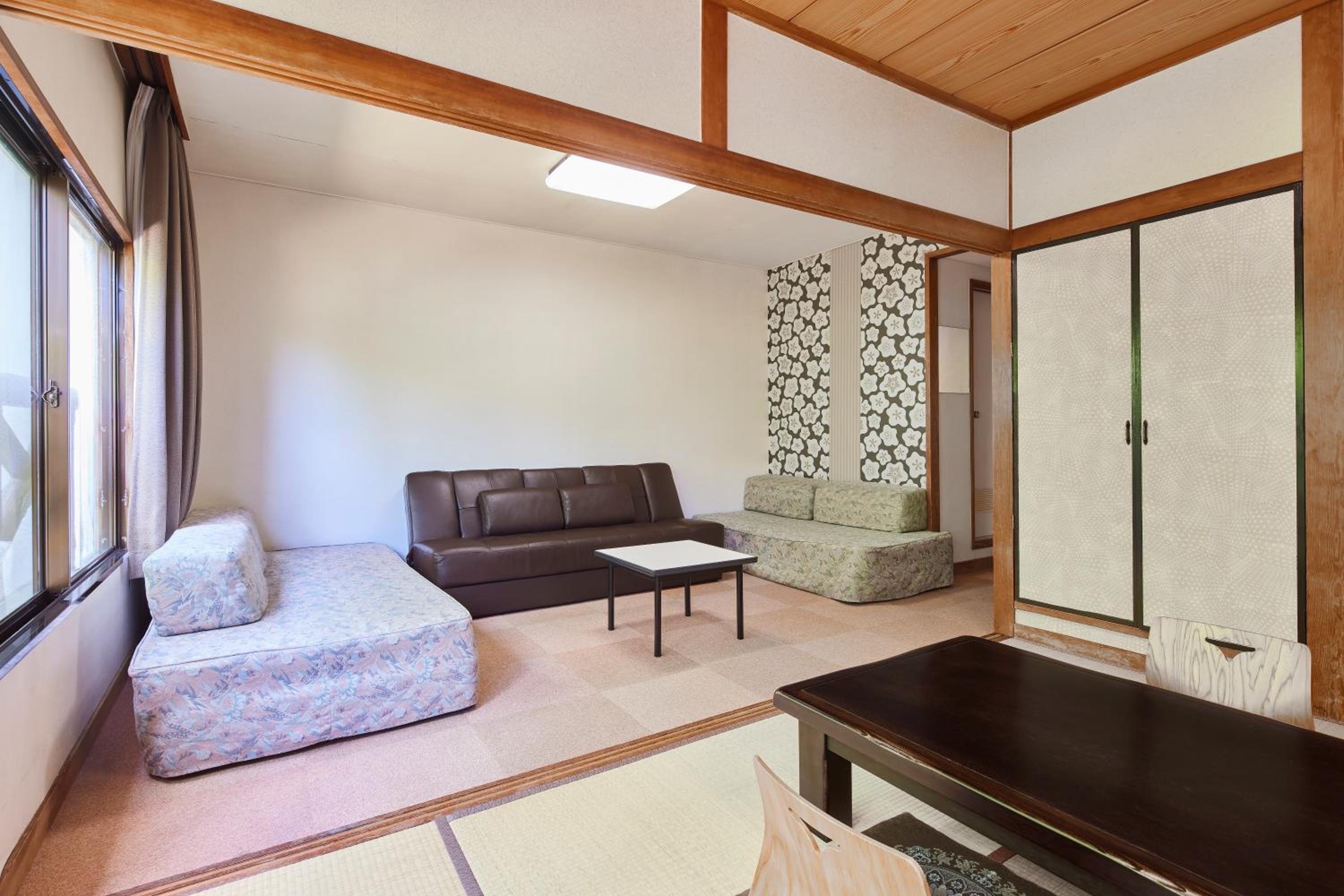 Kamenoi Hotel Aso Park Resort