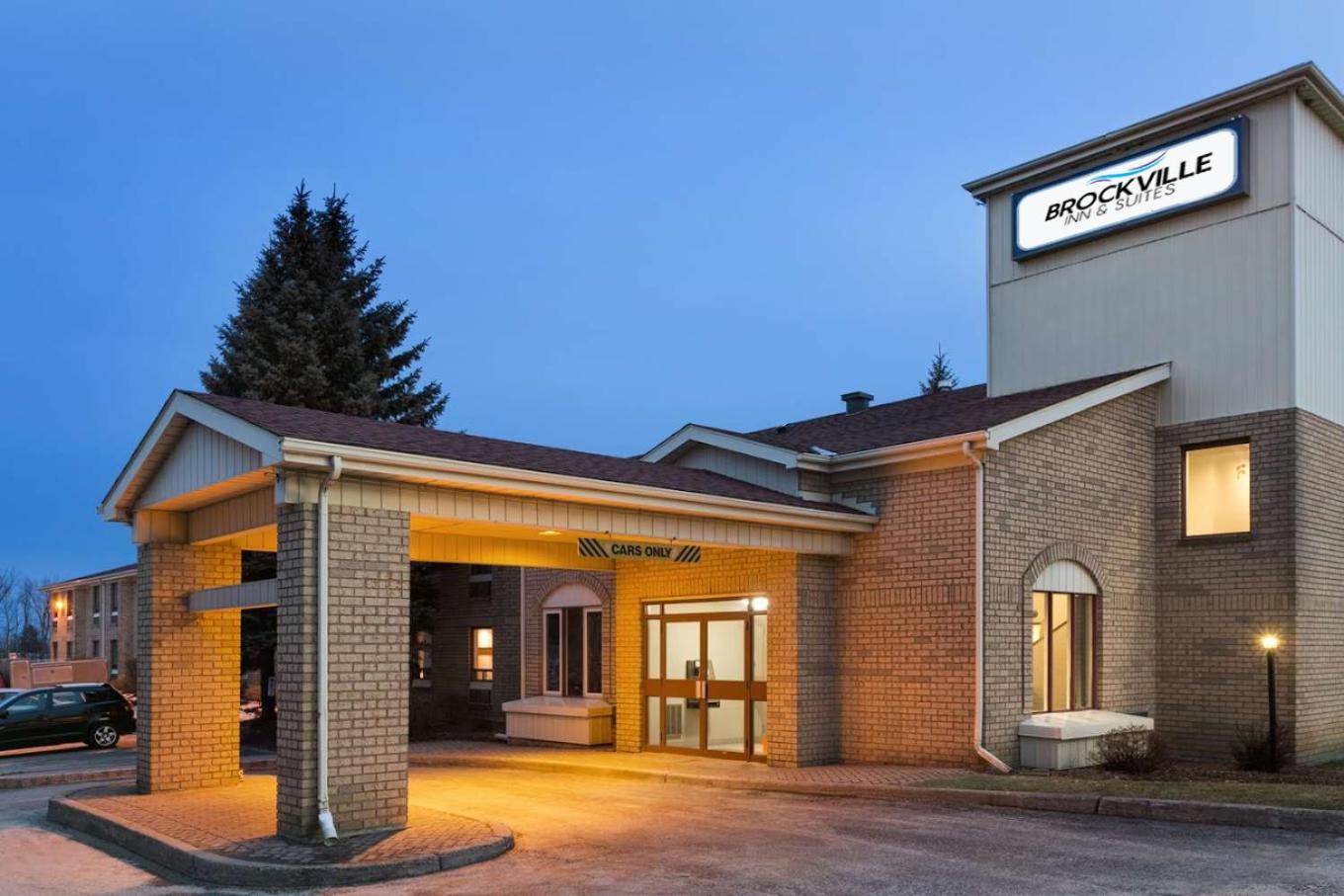 Brockville Vacations - Brockville Inn and Suites - Property Image 1