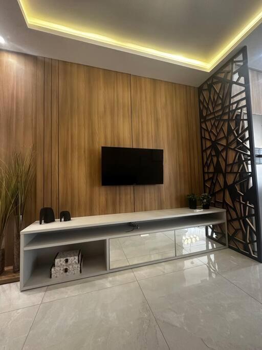 Apartamento 203 Maré cheia Praia de Bombas