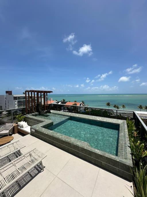 Flat luxuoso frente mar! Way Bossa