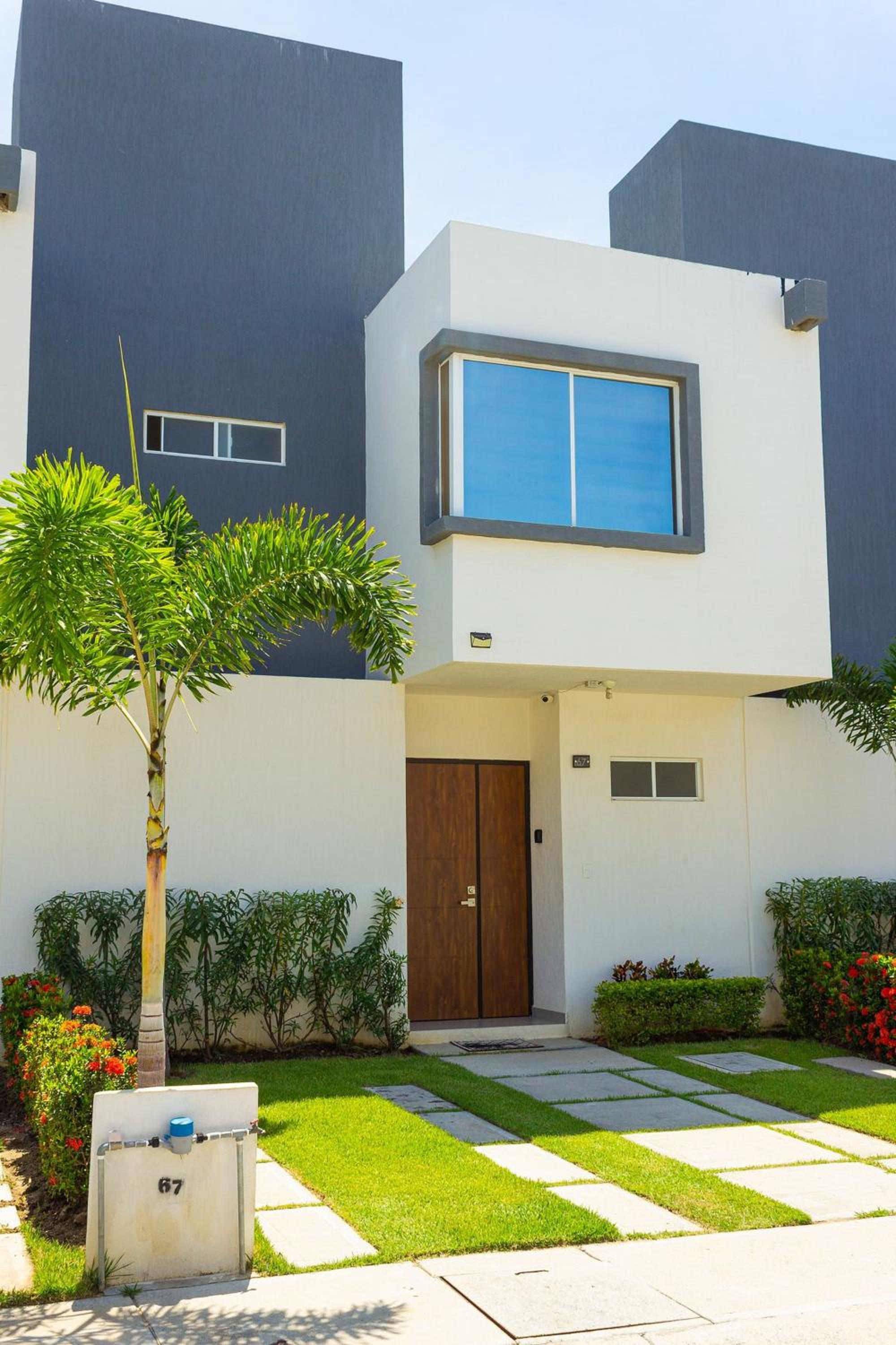 House with pool near Riviera Nayarit beaches