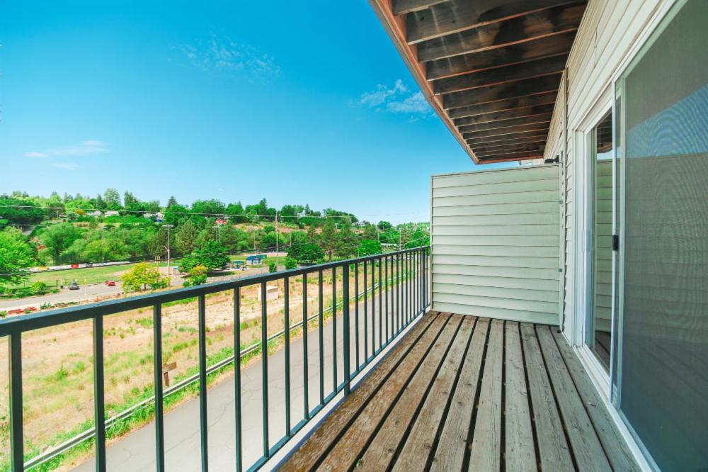 Pullman Garden Inn