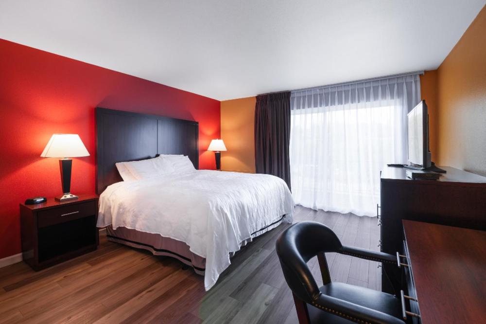 Pullman Garden Inn