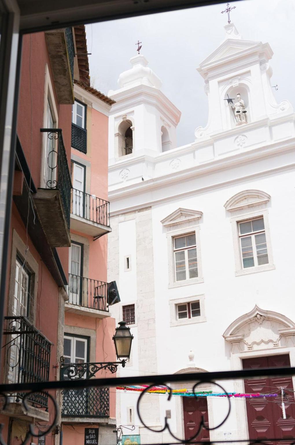 Beautiful Studio in Historic Alfama with AC view 4