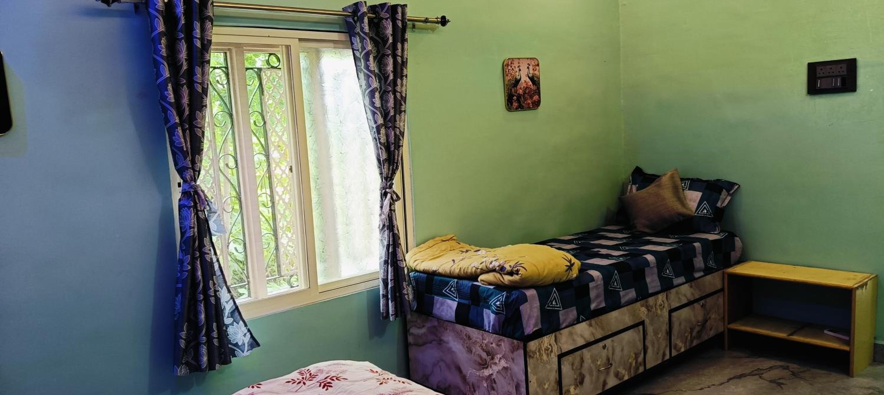 Mariette Roshni Homestay Hampi