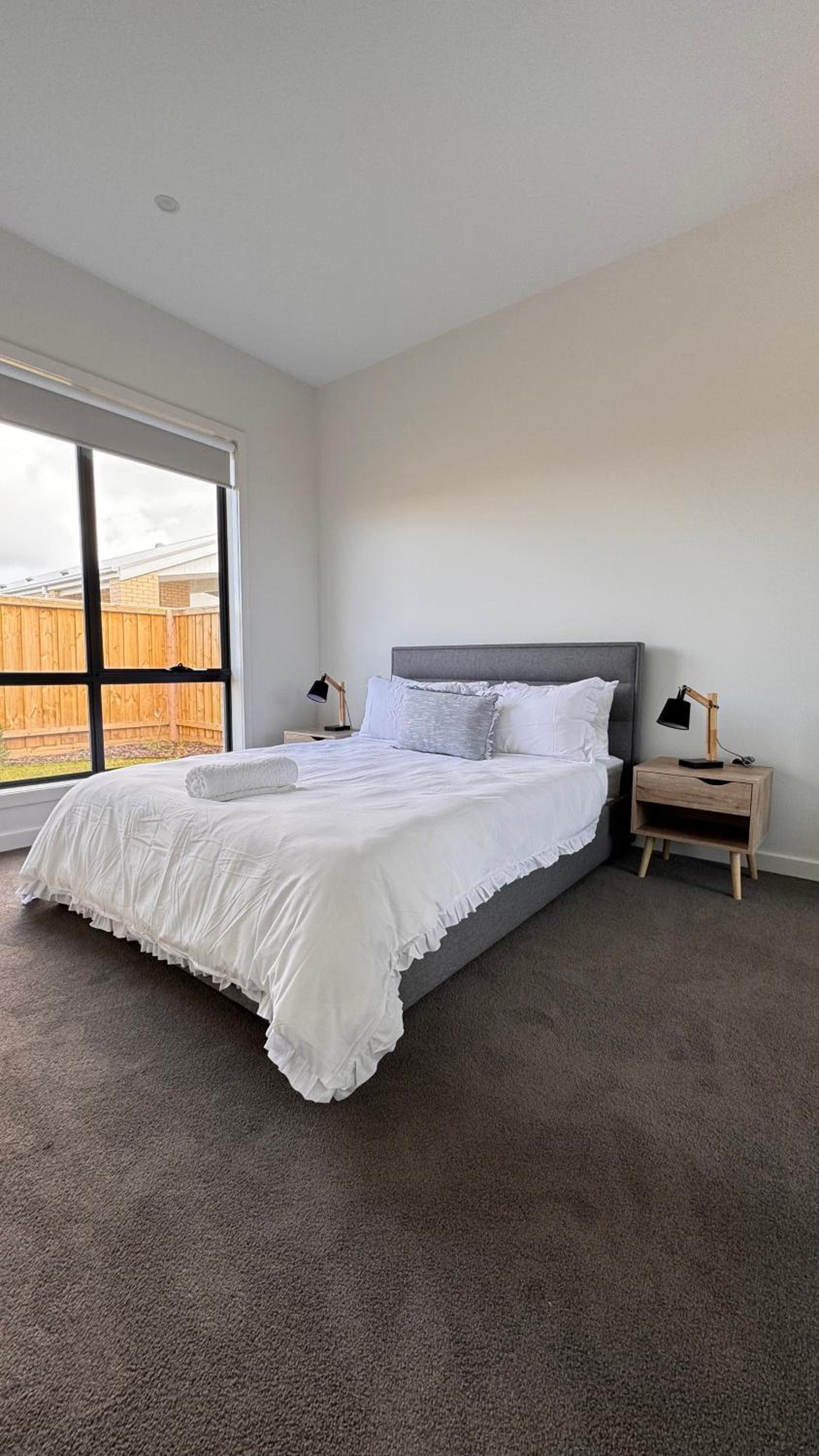 Four - Bedroom Spacious Home Near Beach