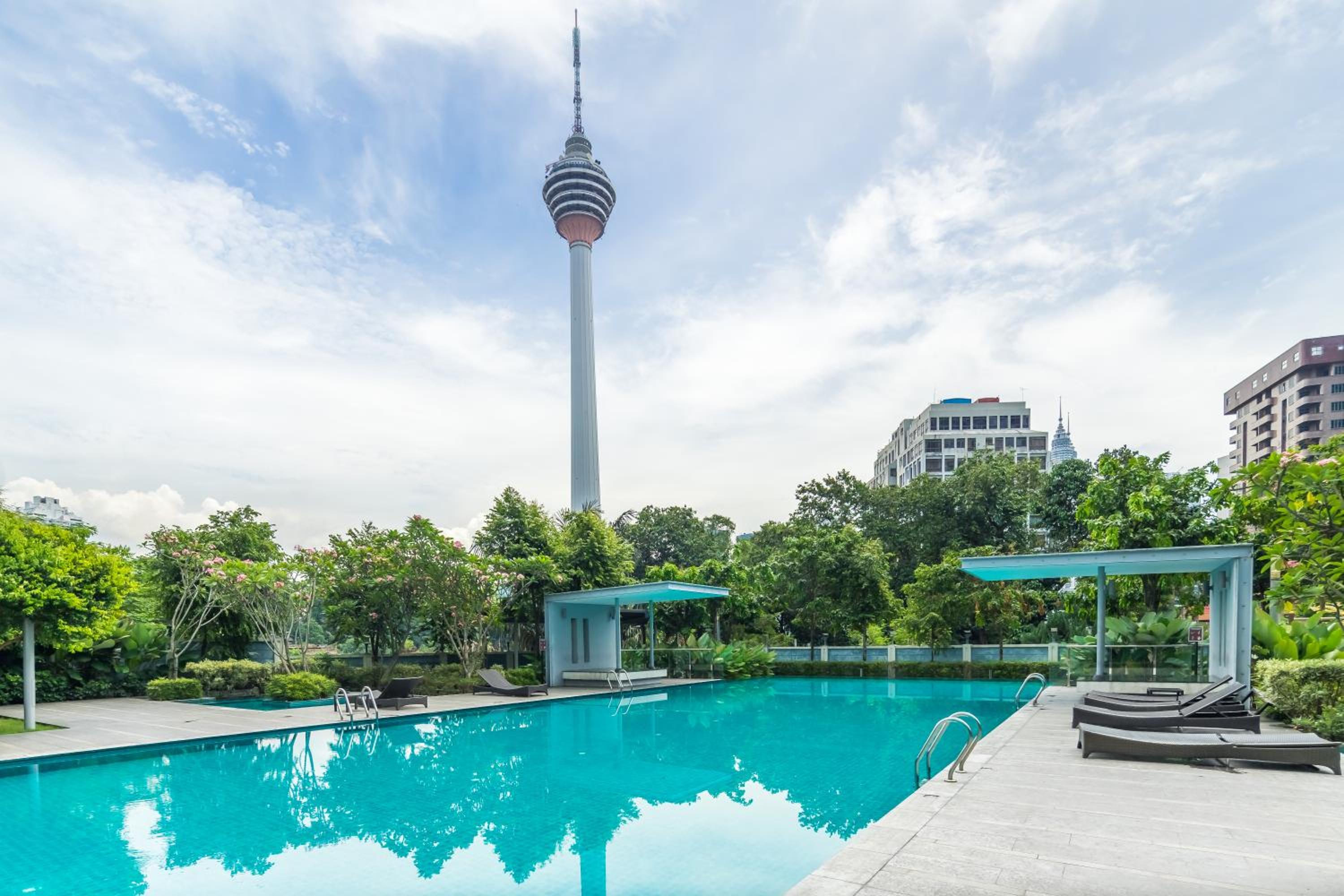 Suasana Bukit Ceylon by Plush