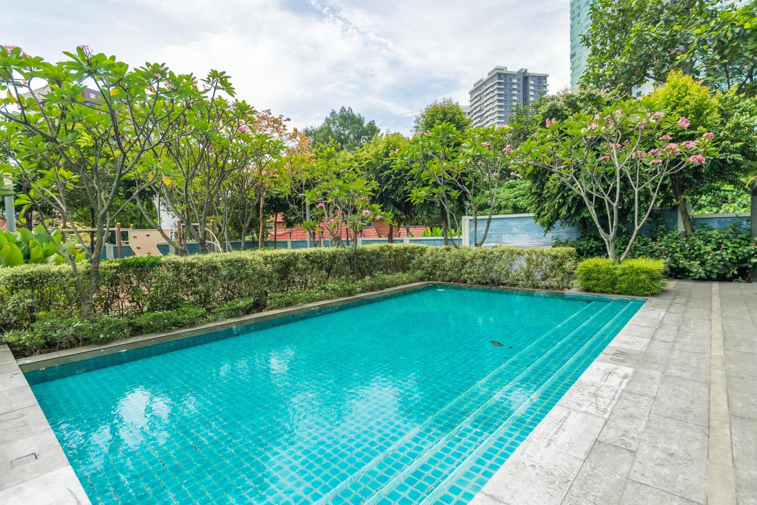 Suasana Bukit Ceylon by Plush