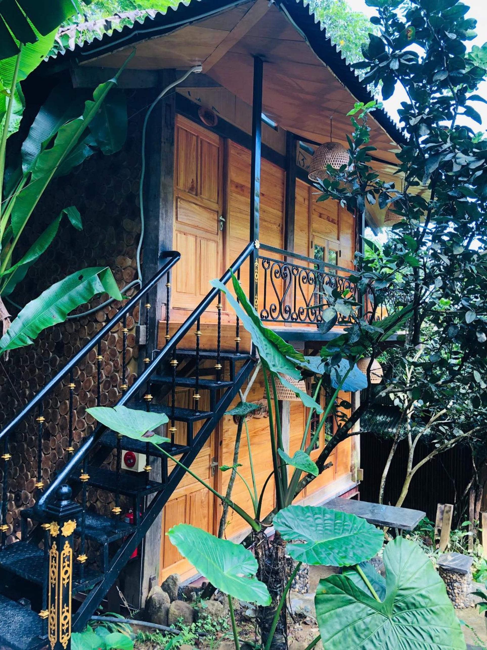 Nhà A Páo view 3