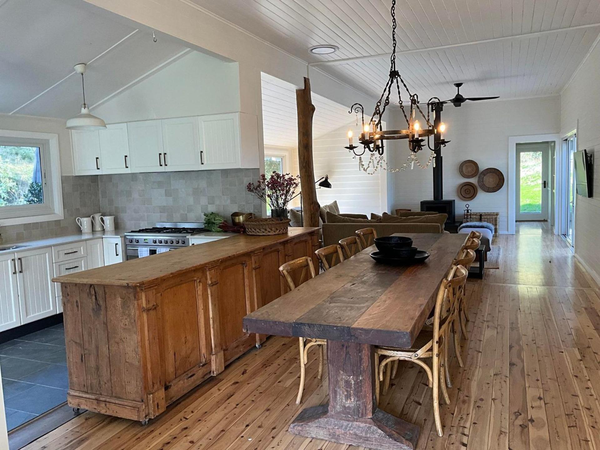 Braebrook Stunning farm house