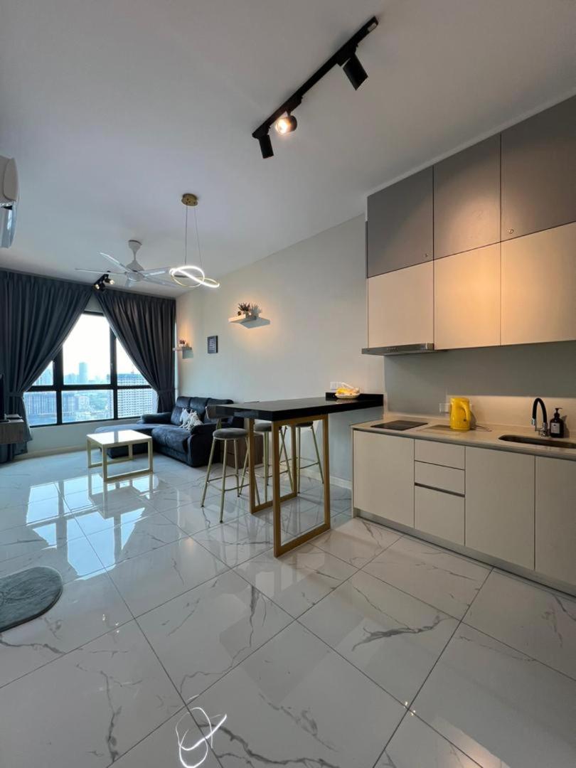 Cubic Botanical Suites Bangsar South by HomeBrickz