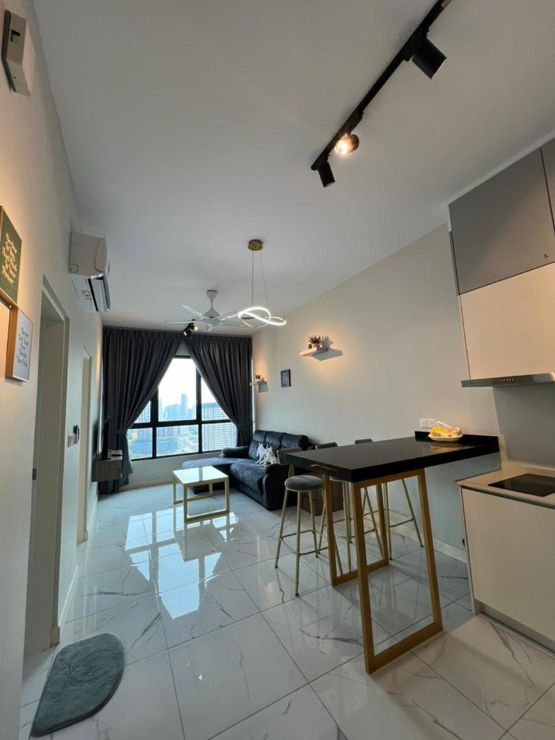 Cubic Botanical Suites Bangsar South by HomeBrickz