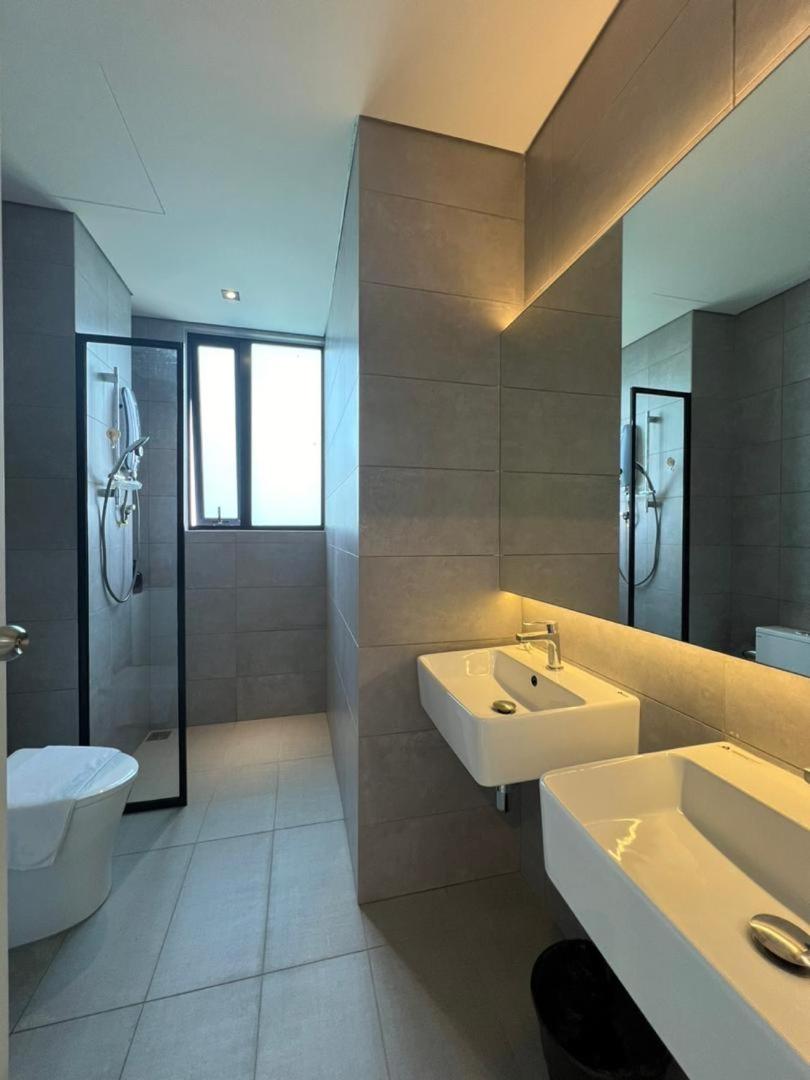 Cubic Botanical Suites Bangsar South by HomeBrickz