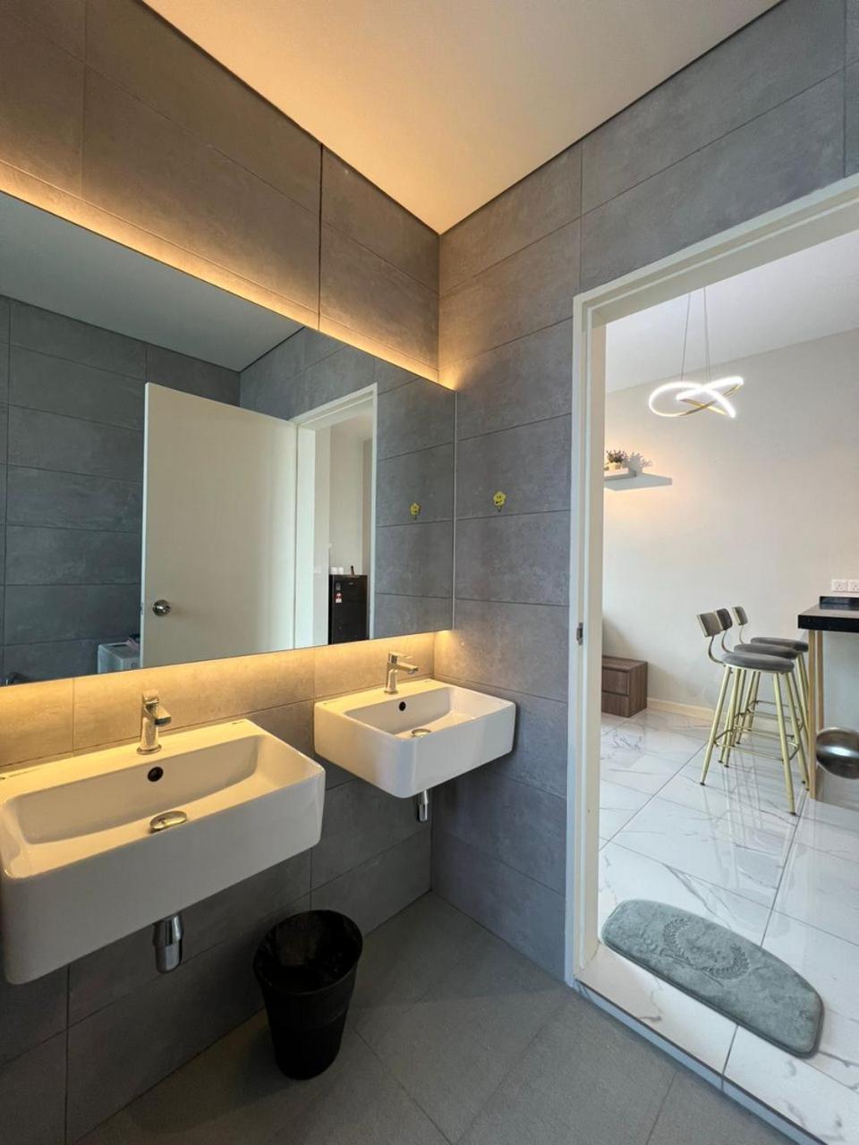 Cubic Botanical Suites Bangsar South by HomeBrickz