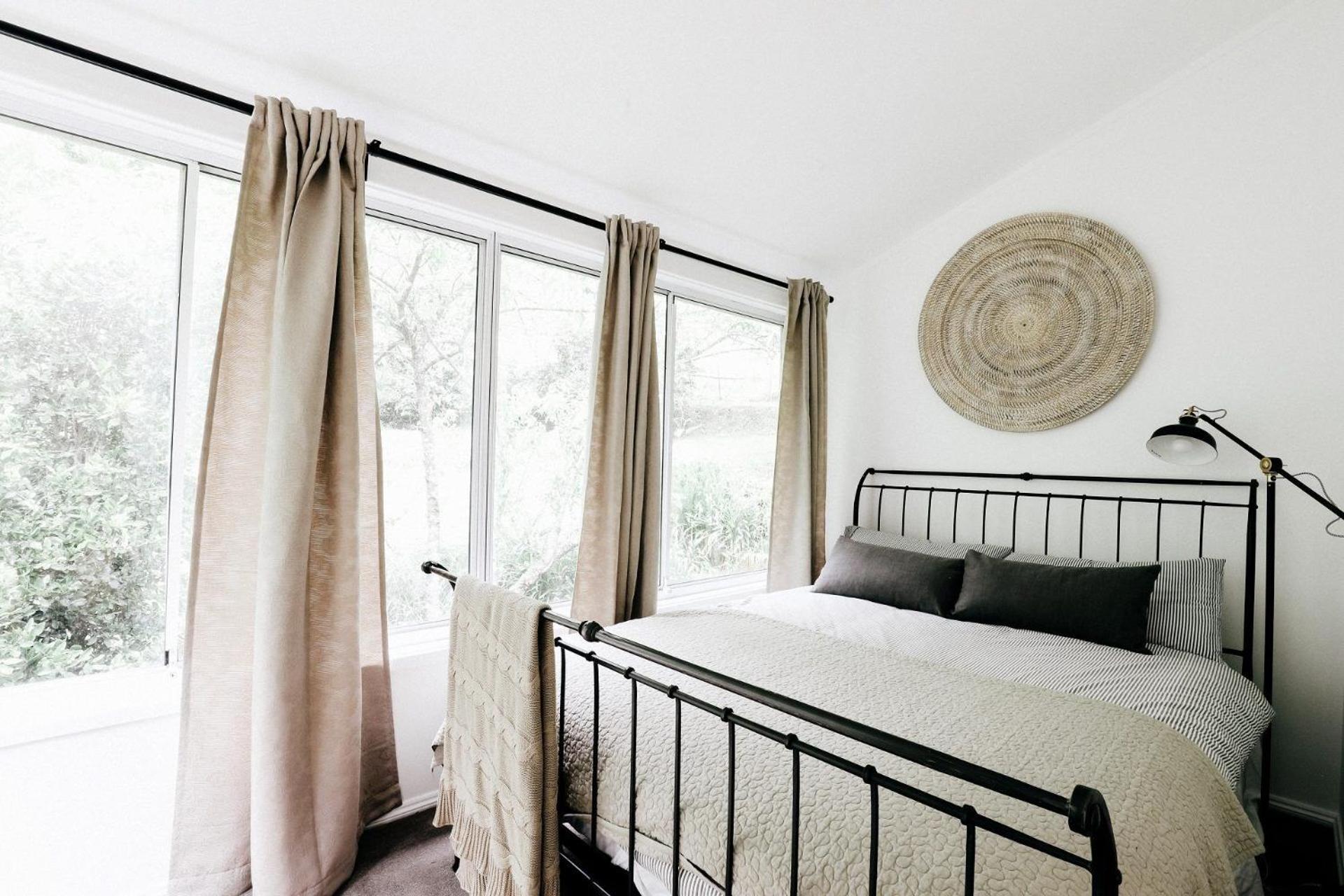 Braebrook Stunning farm house