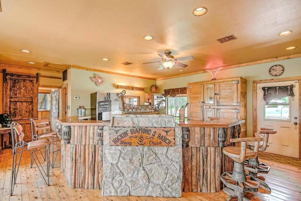 Private Ranch Near Fredericksburg Wineries with Pool view 5