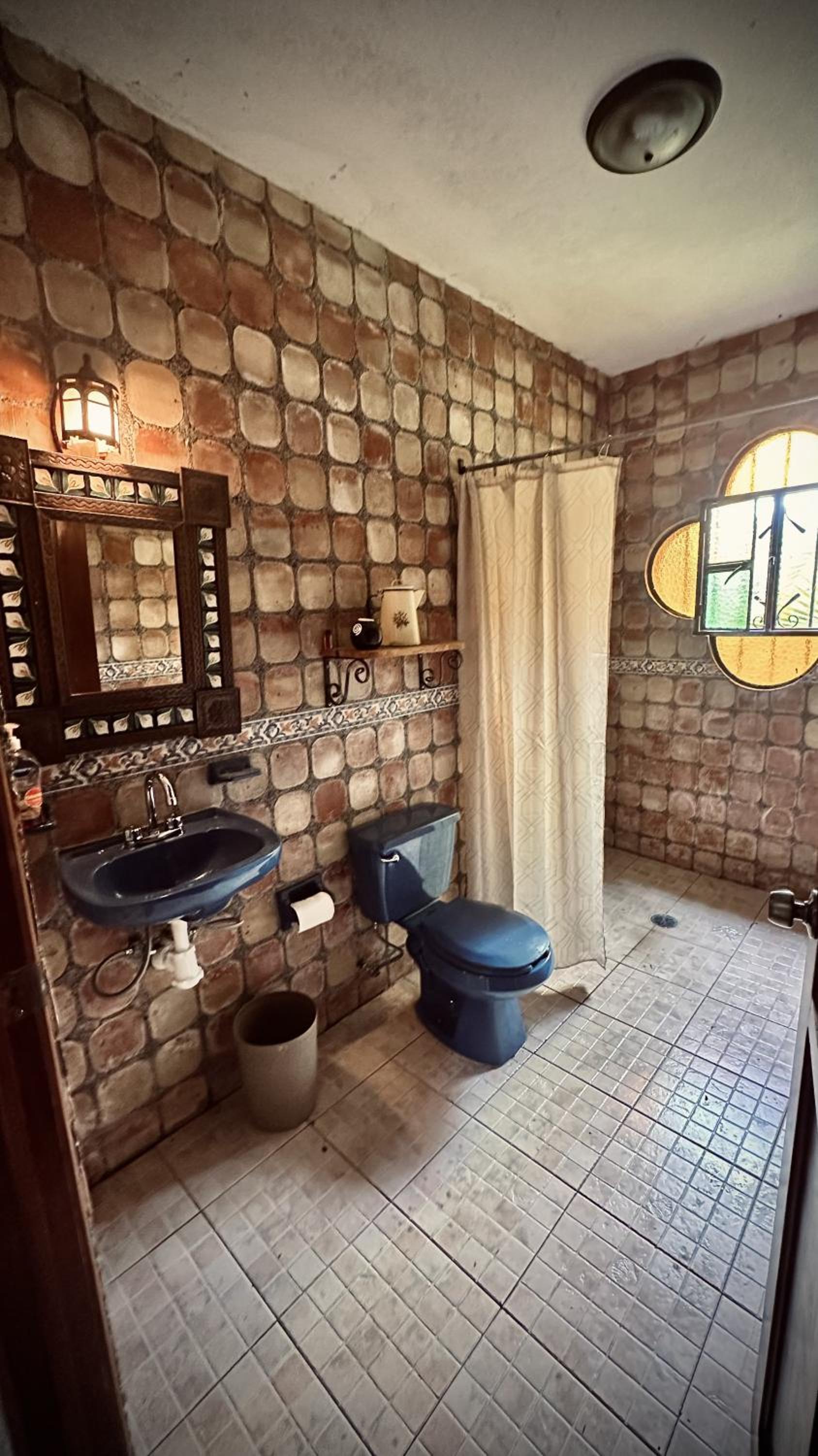 Cabaña con arroyo a orillas de Orizaba