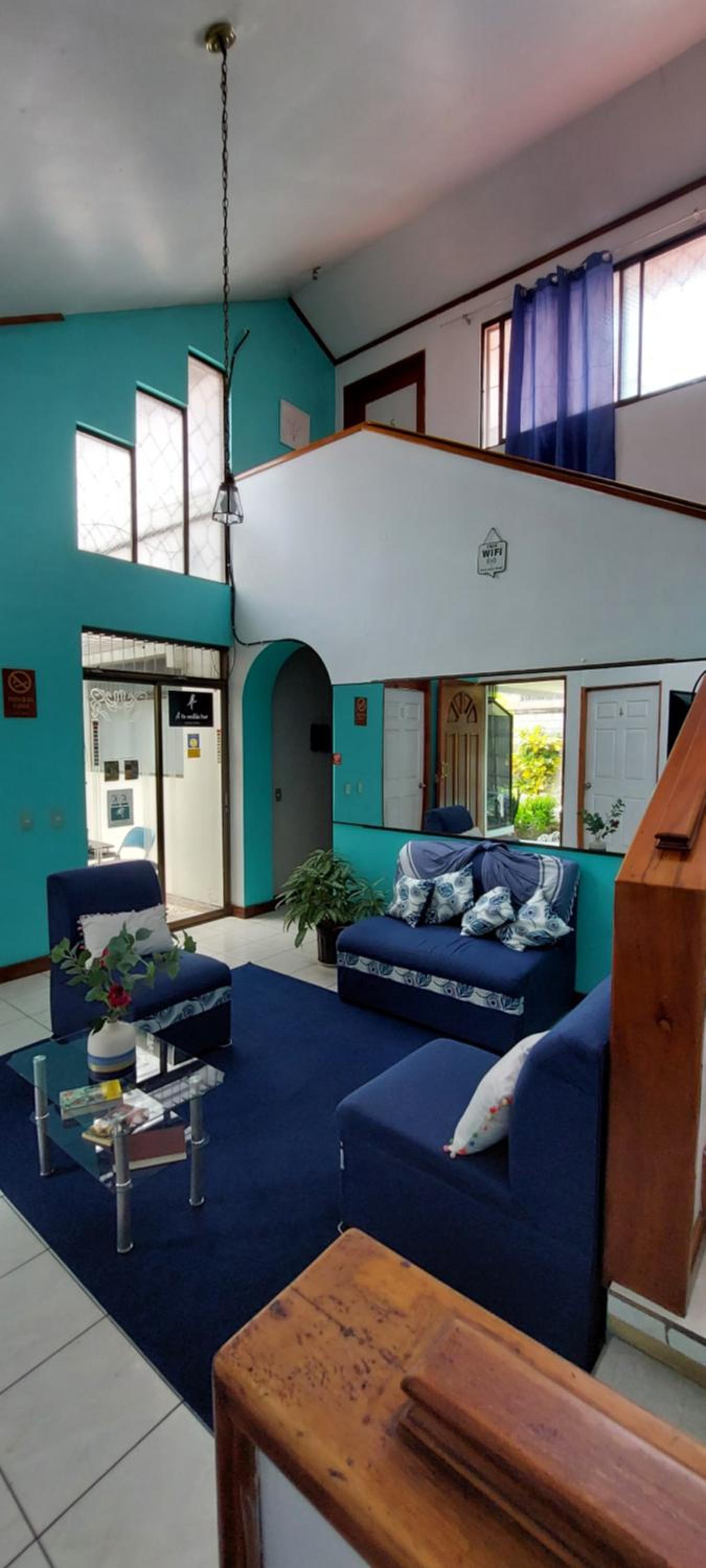Hostal Casa Azul