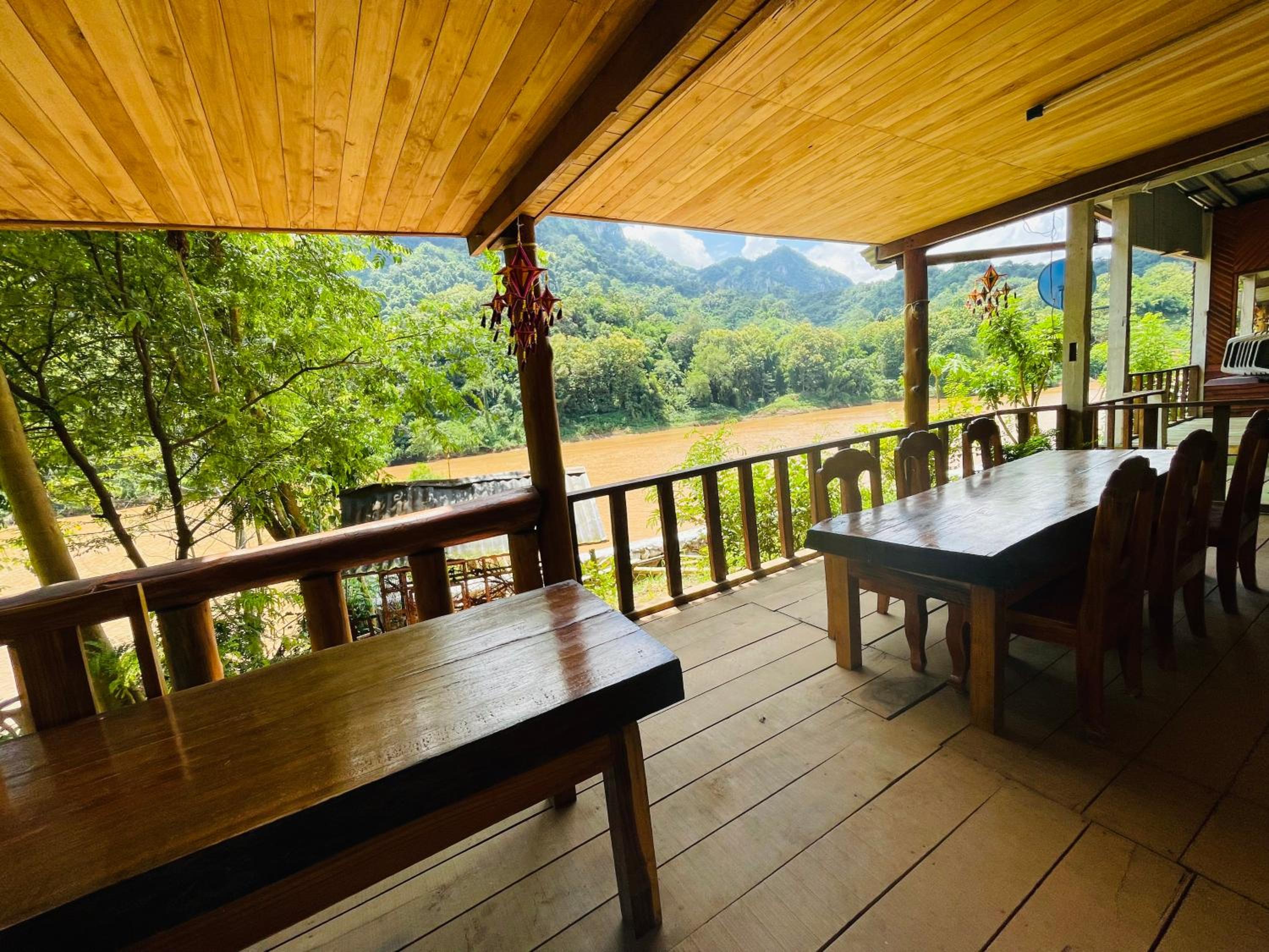 Nong Khiaw Ing Ing Mountain View