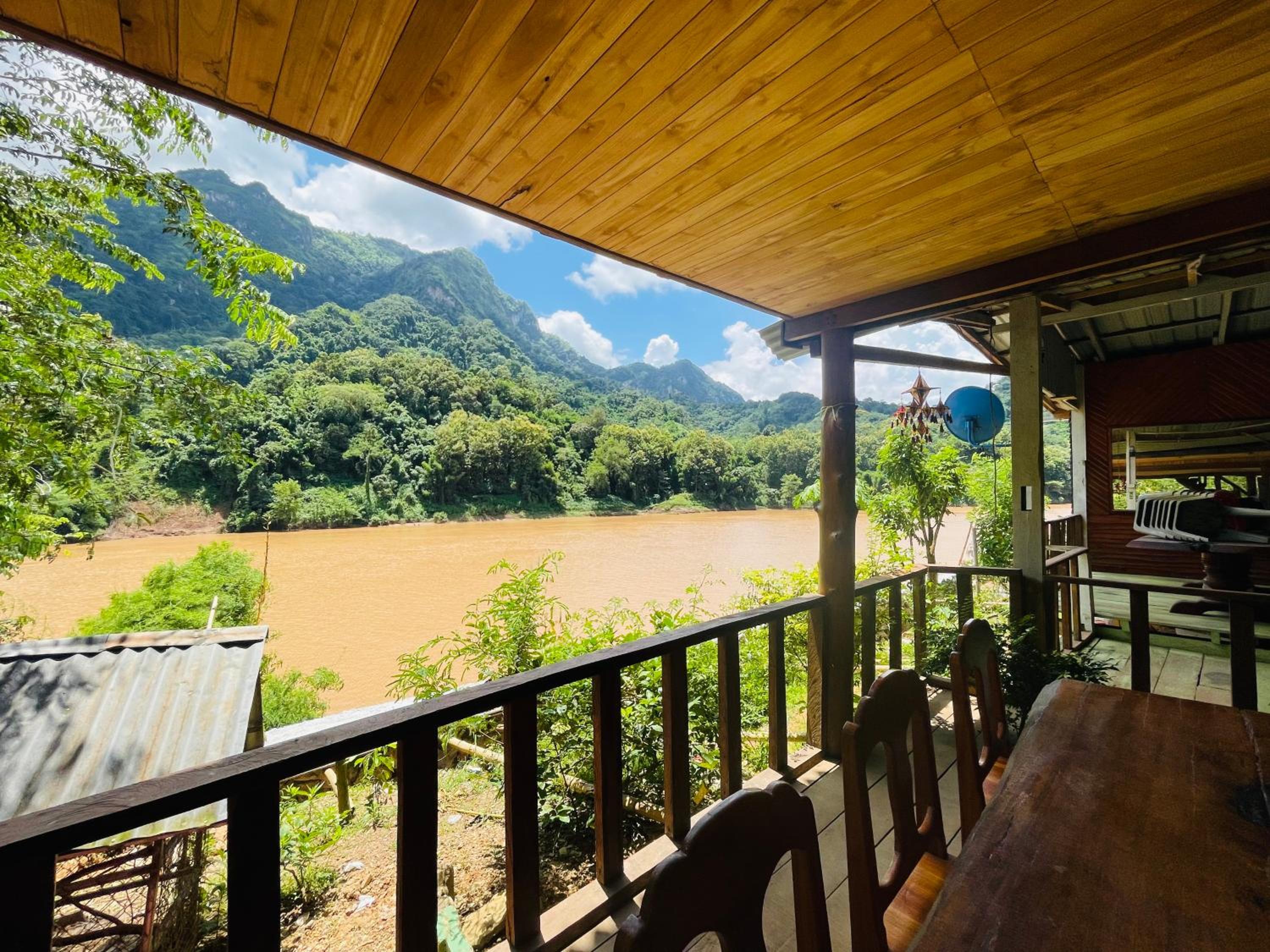 Nong Khiaw Ing Ing Mountain View
