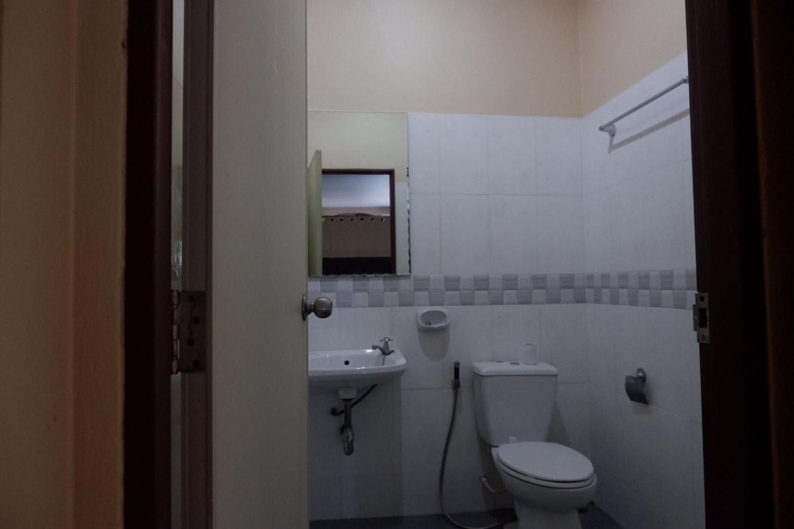 Khaosok city hostel