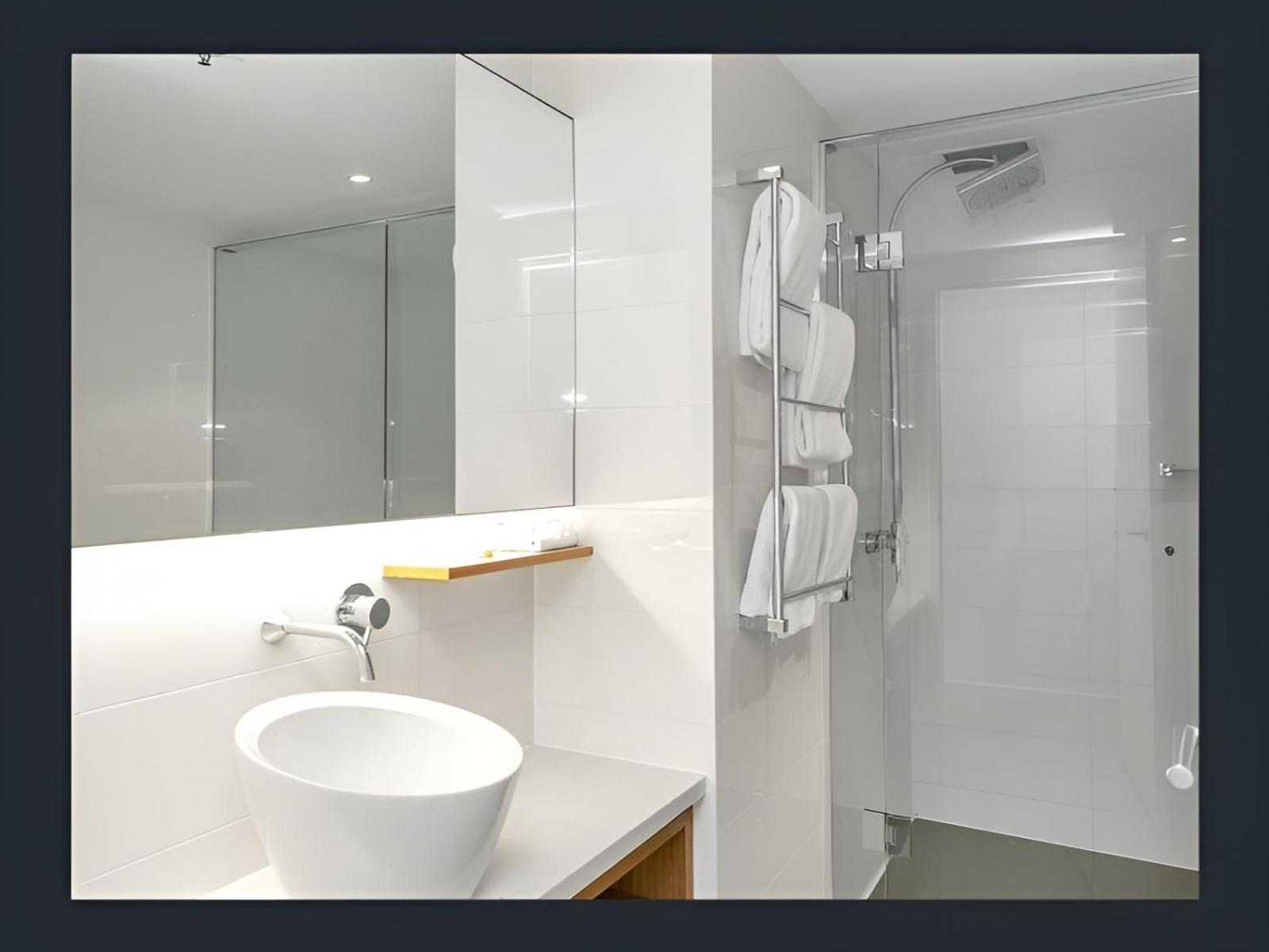 Swainson on Balfours - Image 5