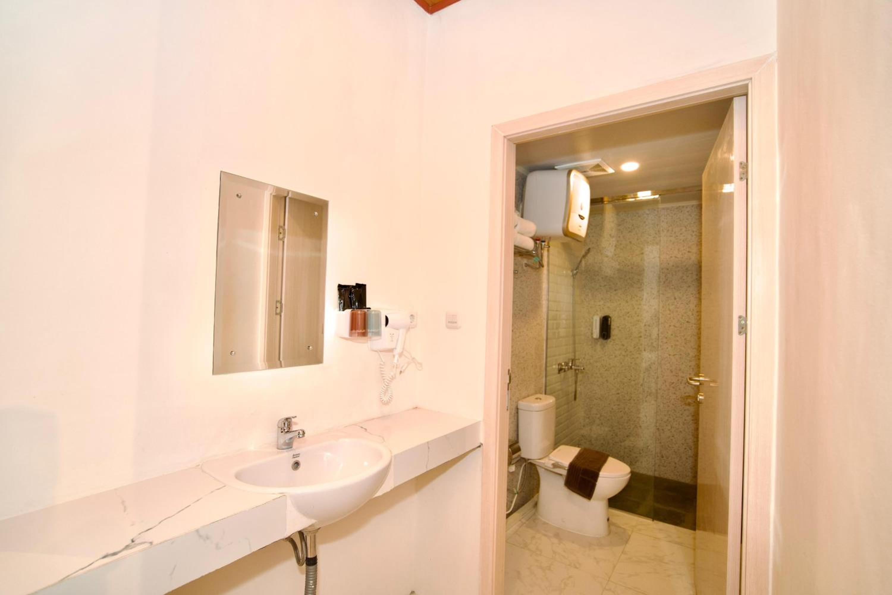 Gulala Azana Hotel & Resort Guci Tegal, Tegal - 23