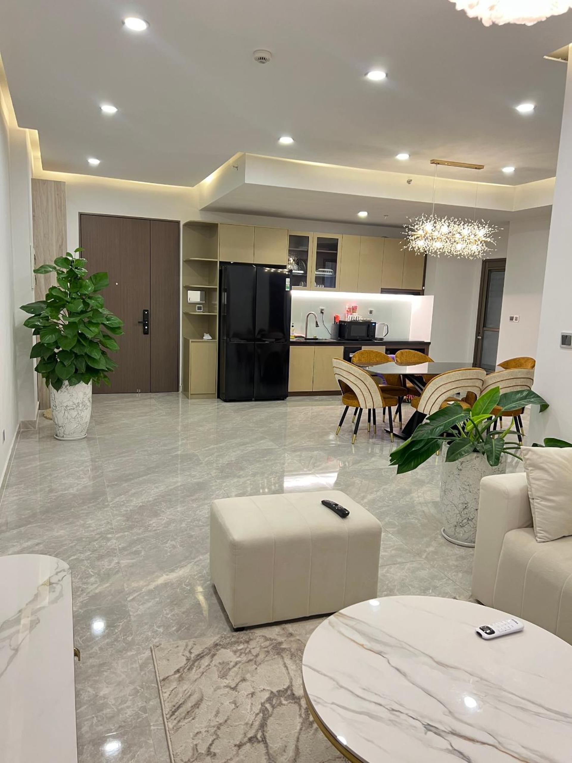 Midtown Premium Apartments