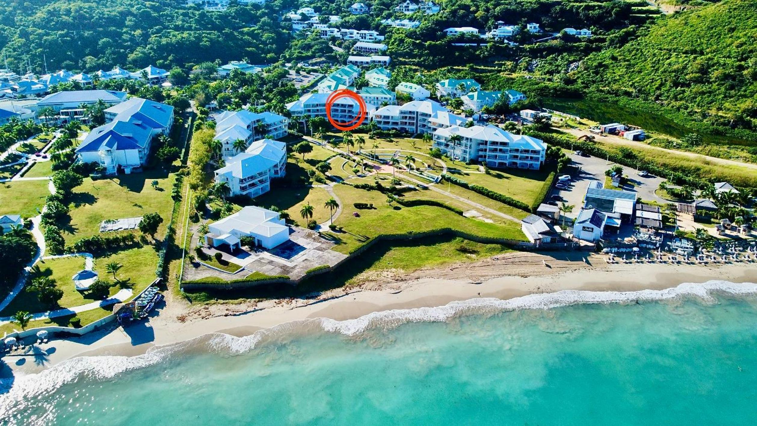 studio :paradise beach