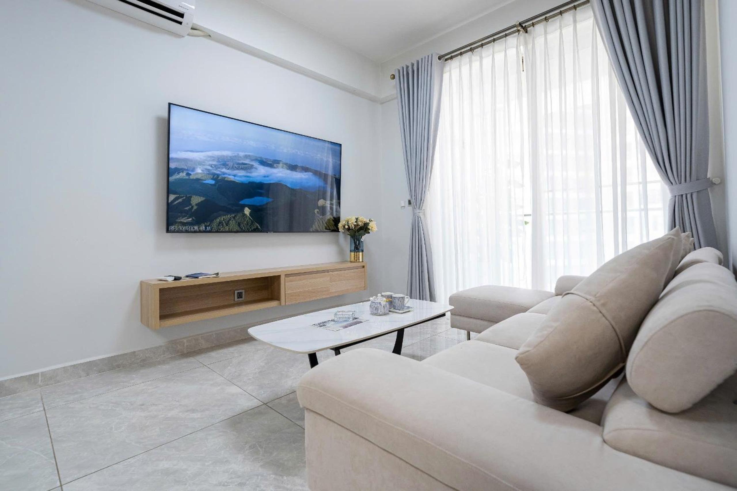 Midtown Premium Apartments