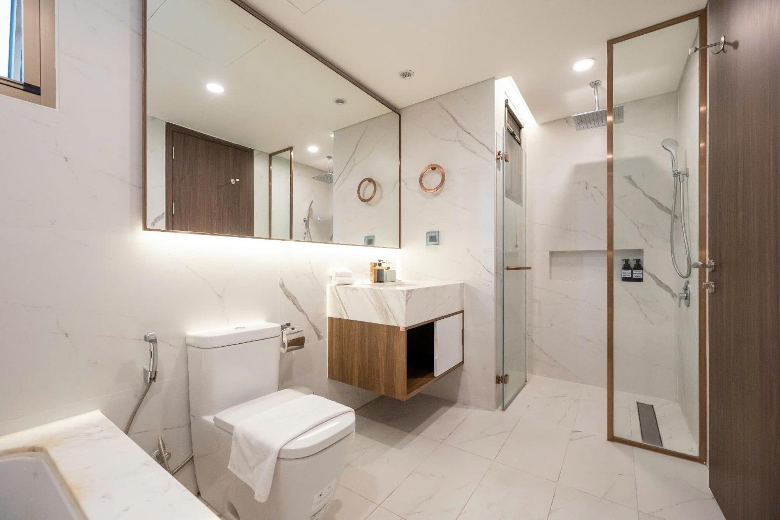 Midtown Premium Apartments
