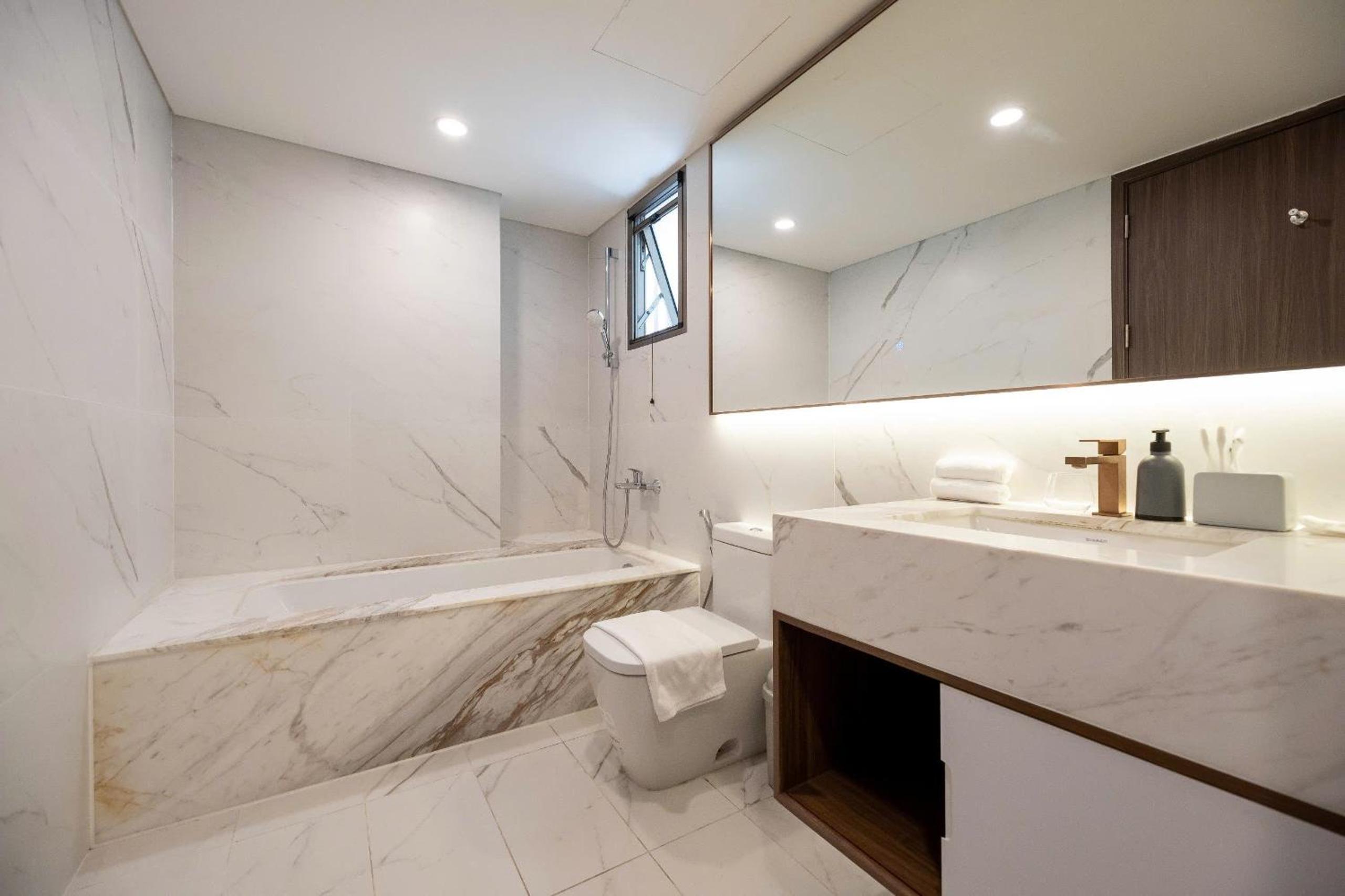 Midtown Premium Apartments