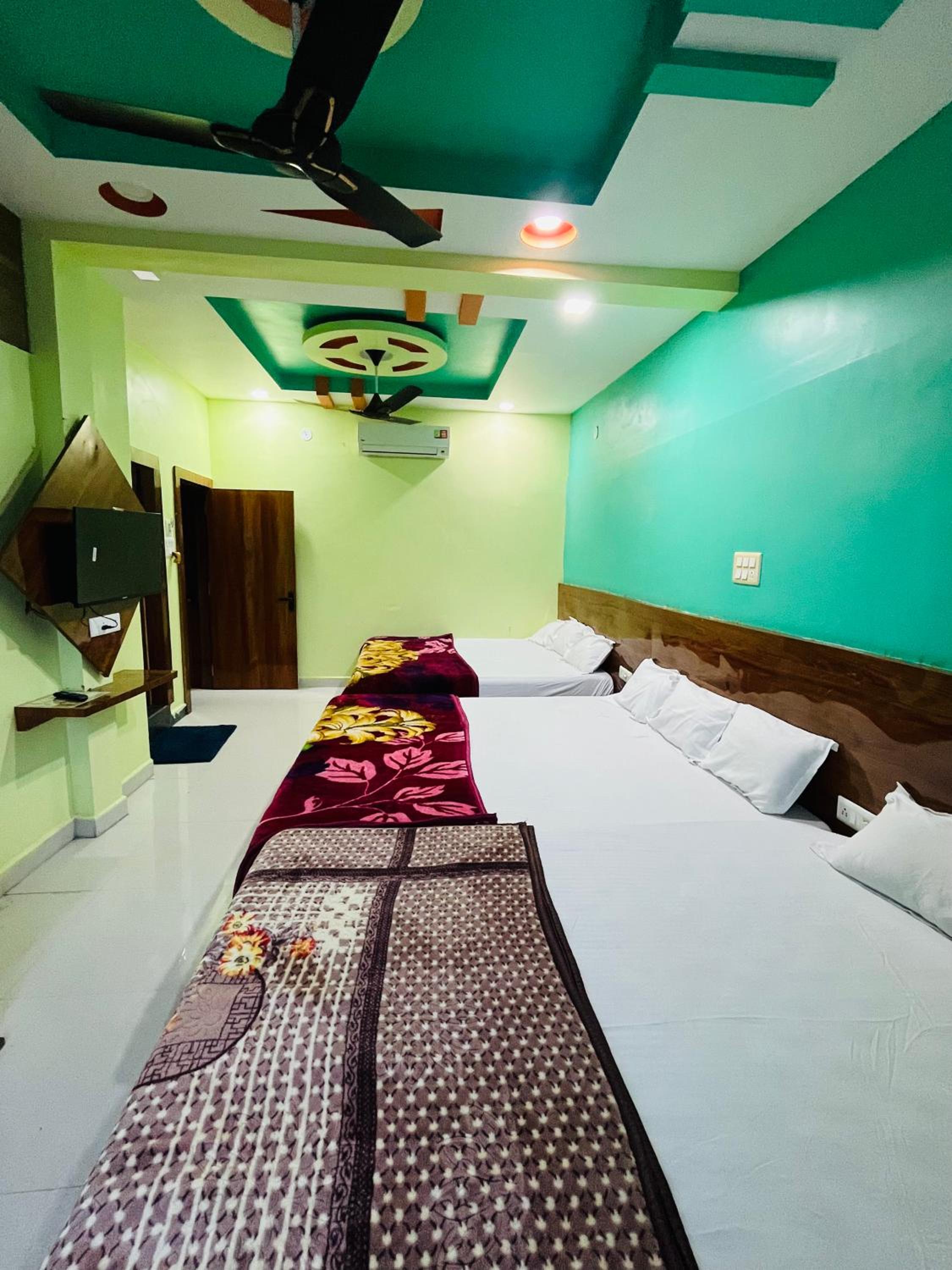 Kanishka Palace