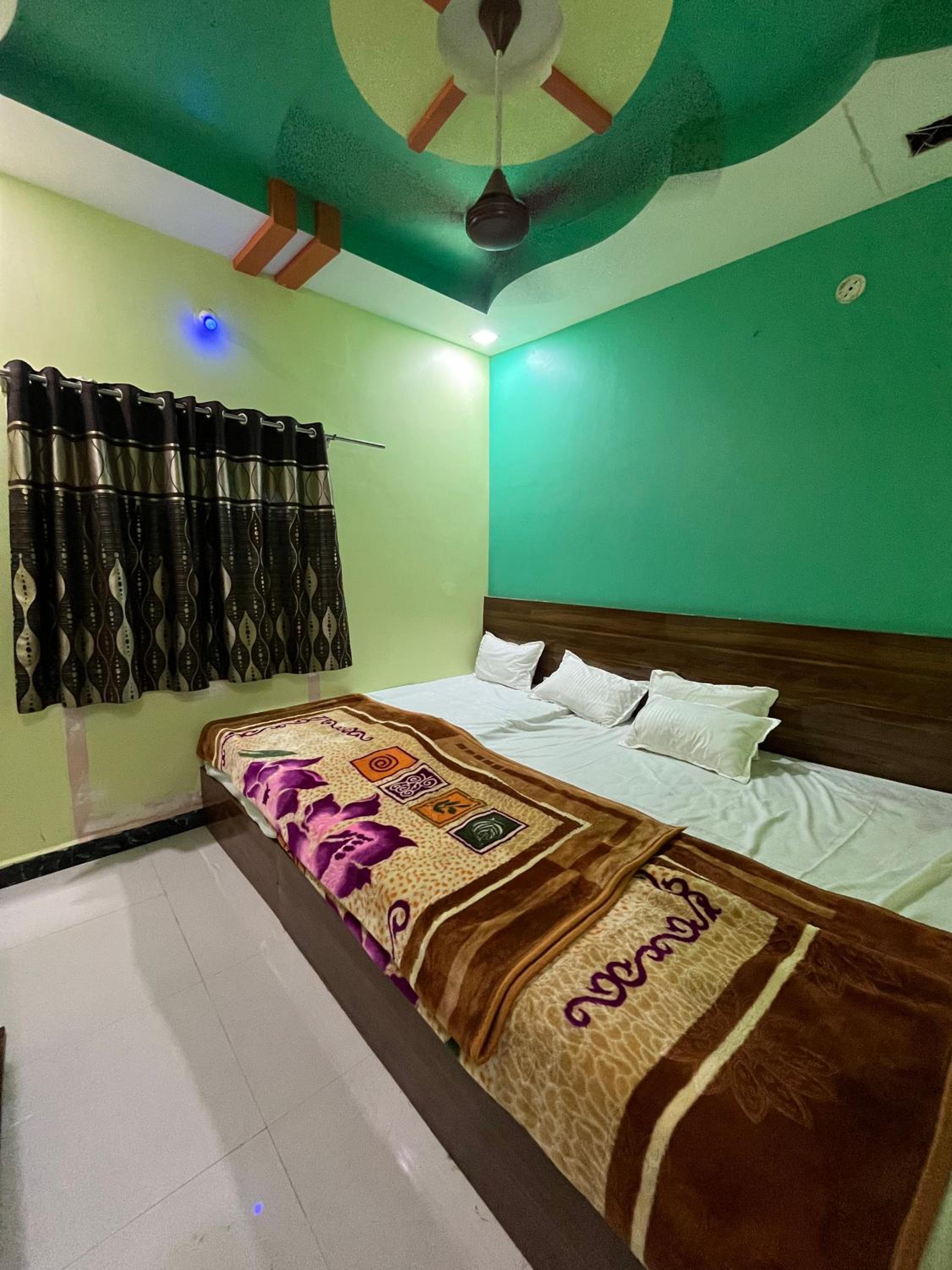 Kanishka Palace