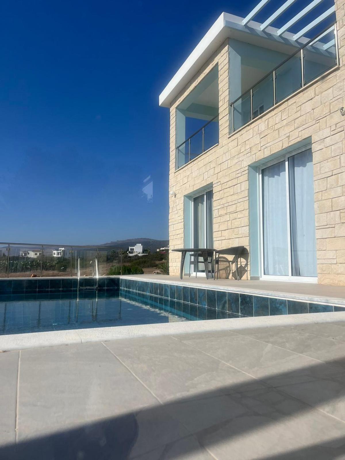 QUEEN EVRIDIKI & VILLA PANORAMA