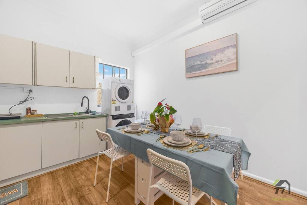 Convenient Sanctuary in Eastwood