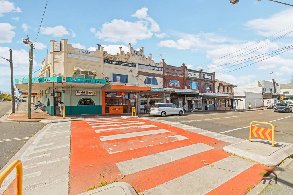 Convenient Sanctuary in Eastwood