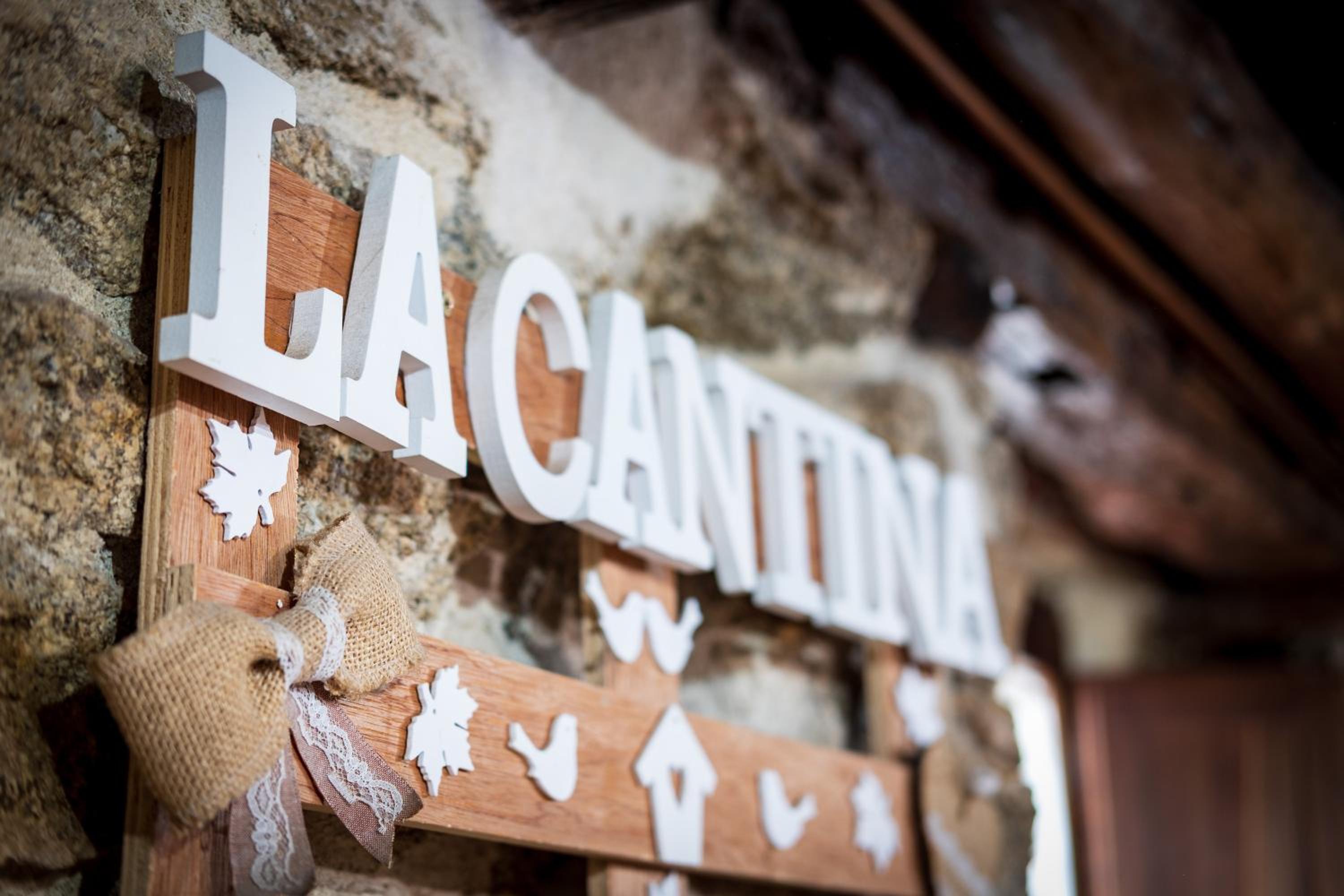 La Cantina