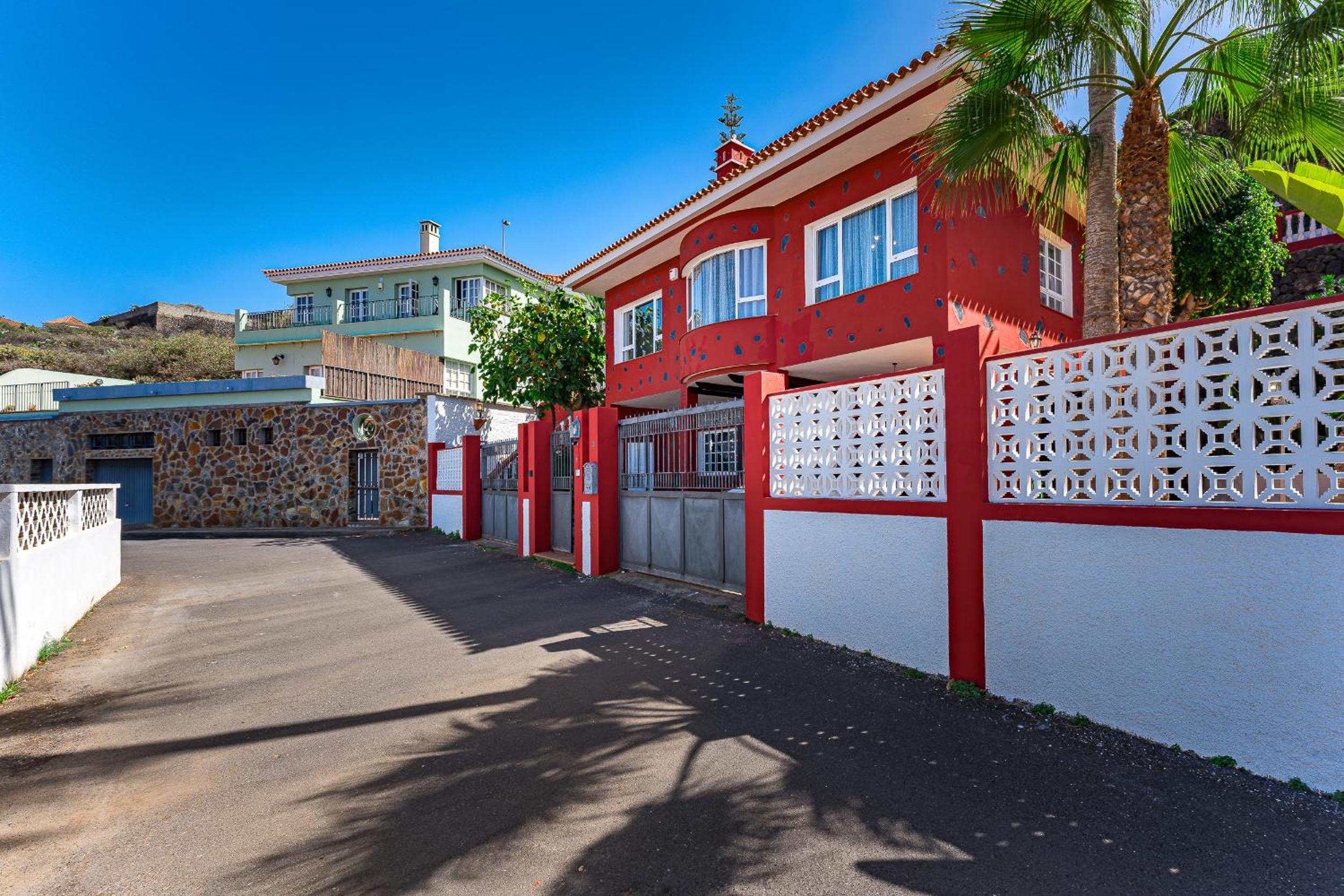 Villa Carmen by Eden Rentals Villas