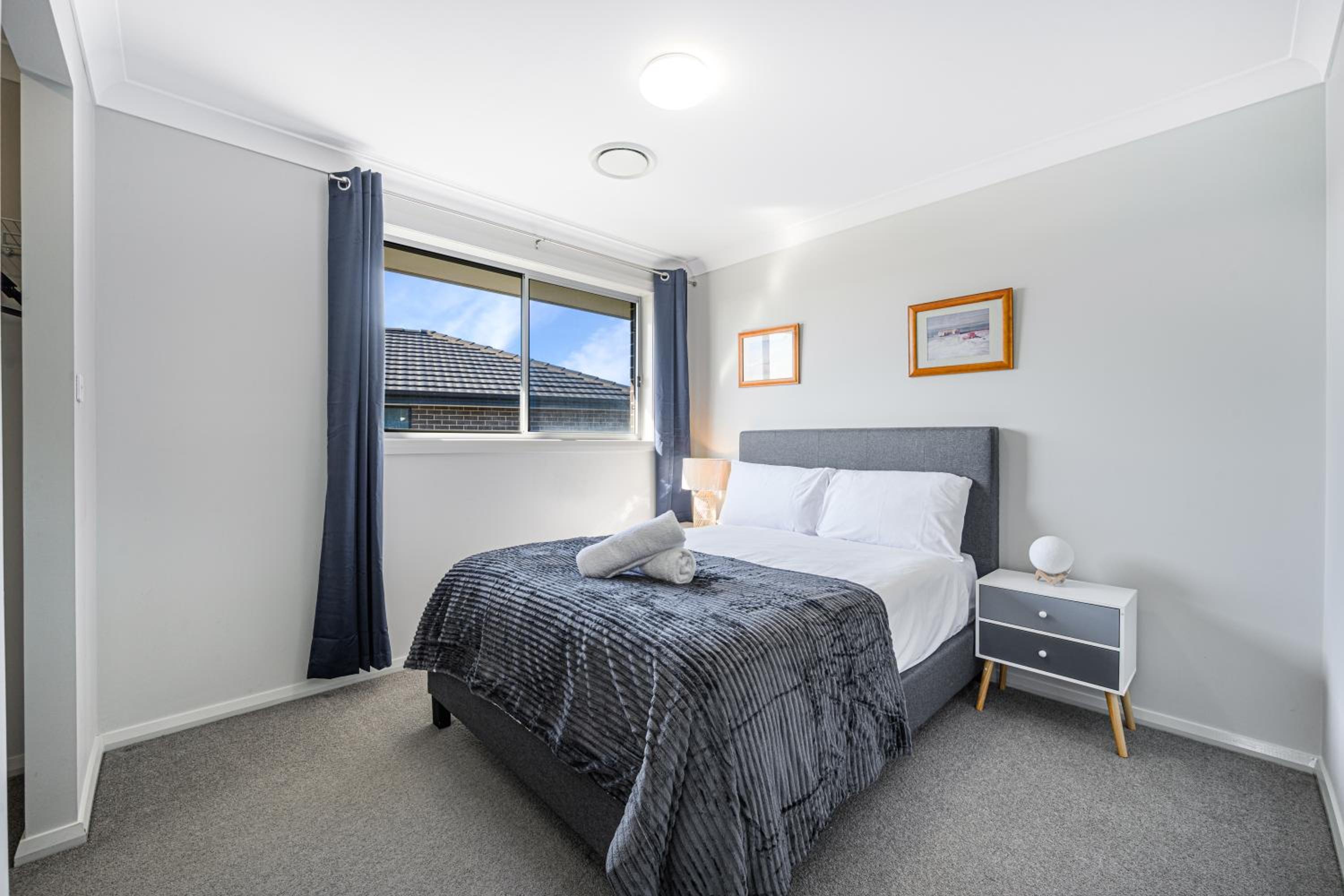 6Br near Schofield Rousehill Centre