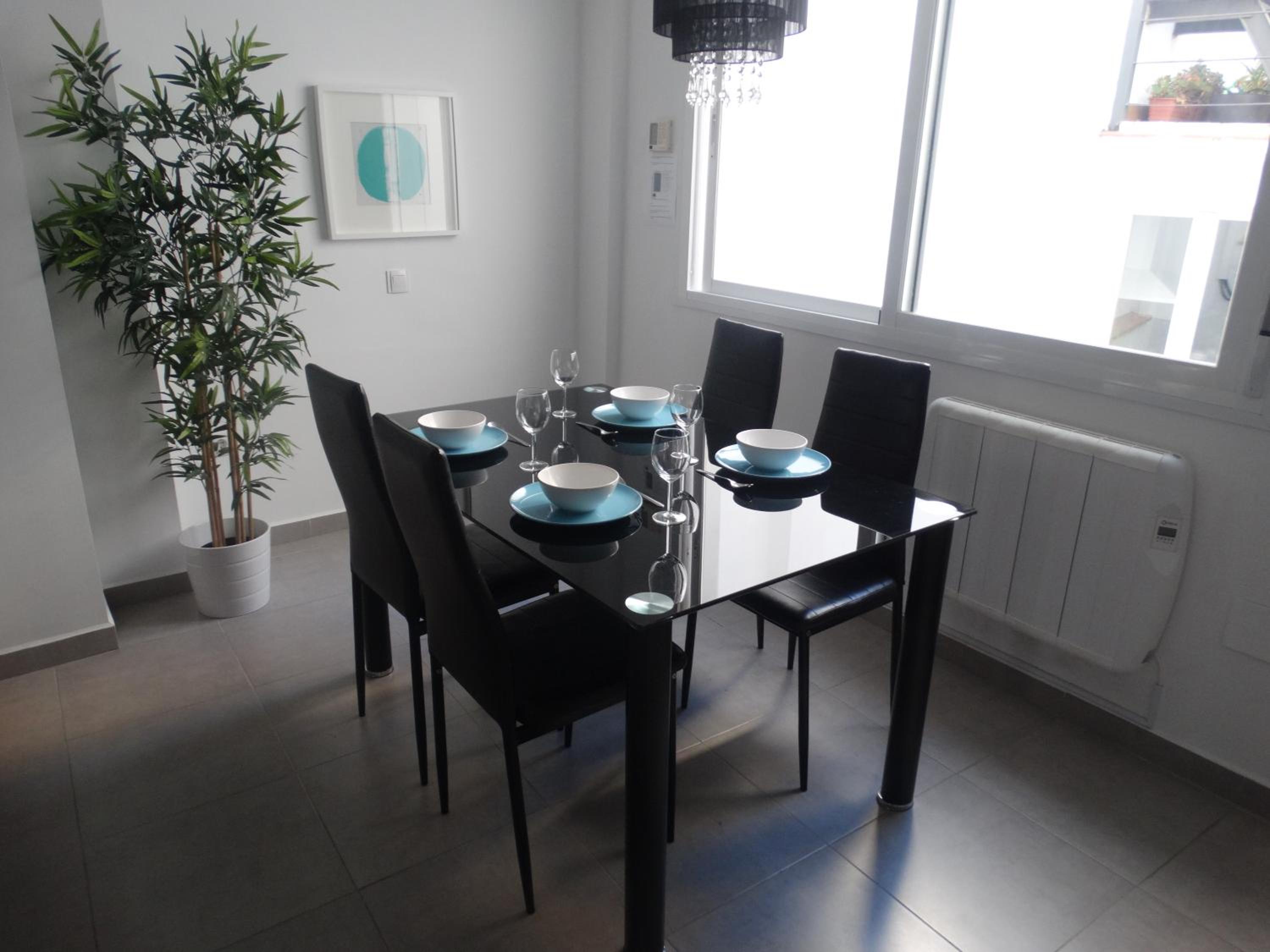 Málaga Apartamentos - Nuño Gómez, 24