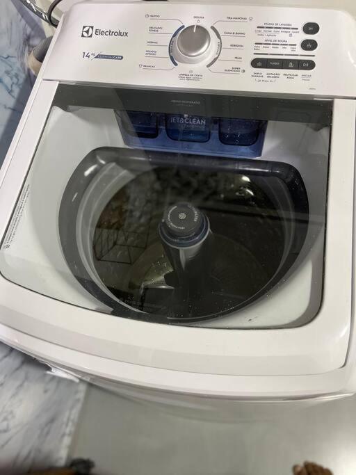 Cozy APT, Wi-Fi, AR, full kitchen, great location