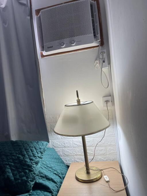 Cozy APT, Wi-Fi, AR, full kitchen, great location