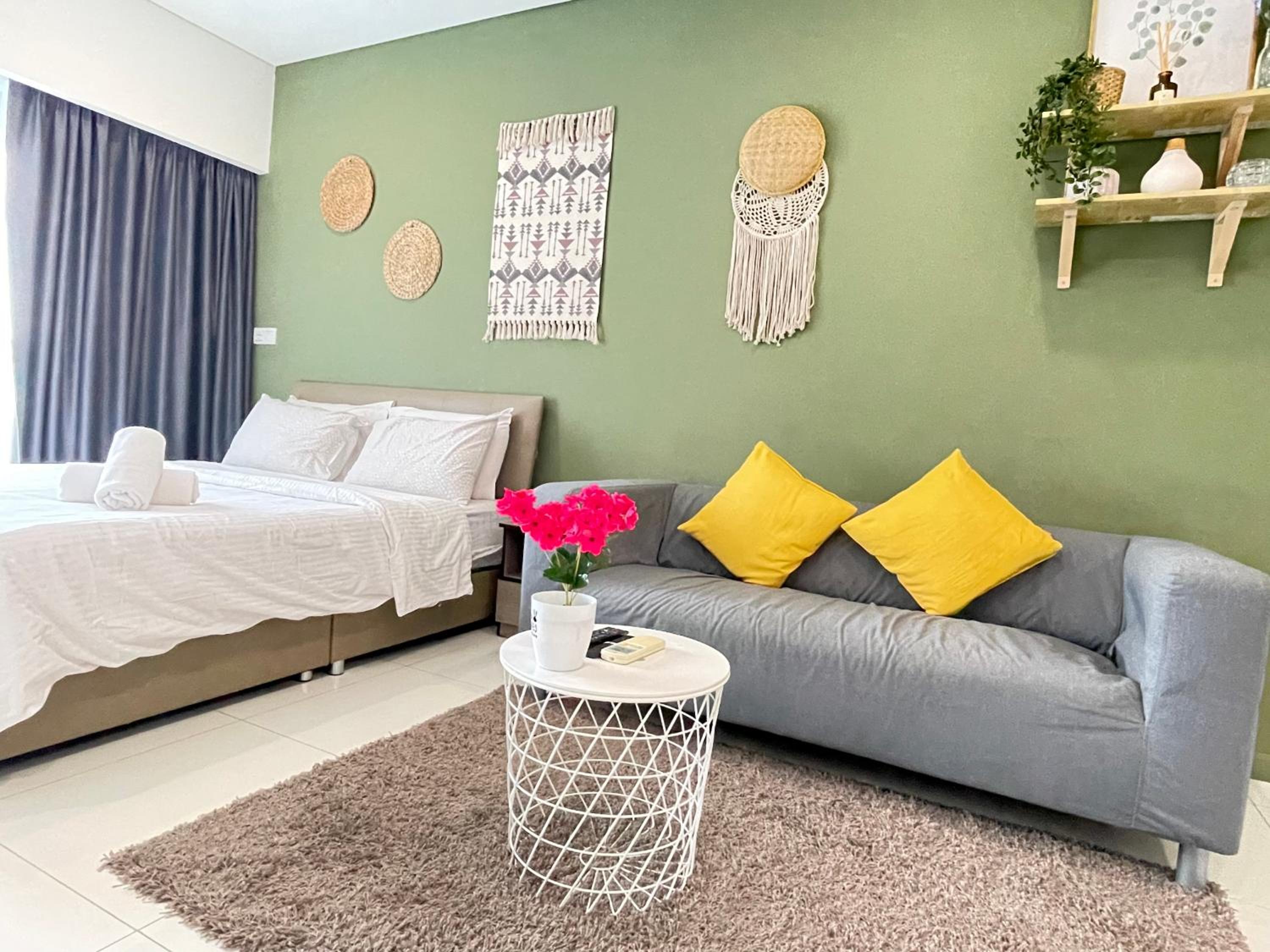 Mercu summer suites By Premium Charter