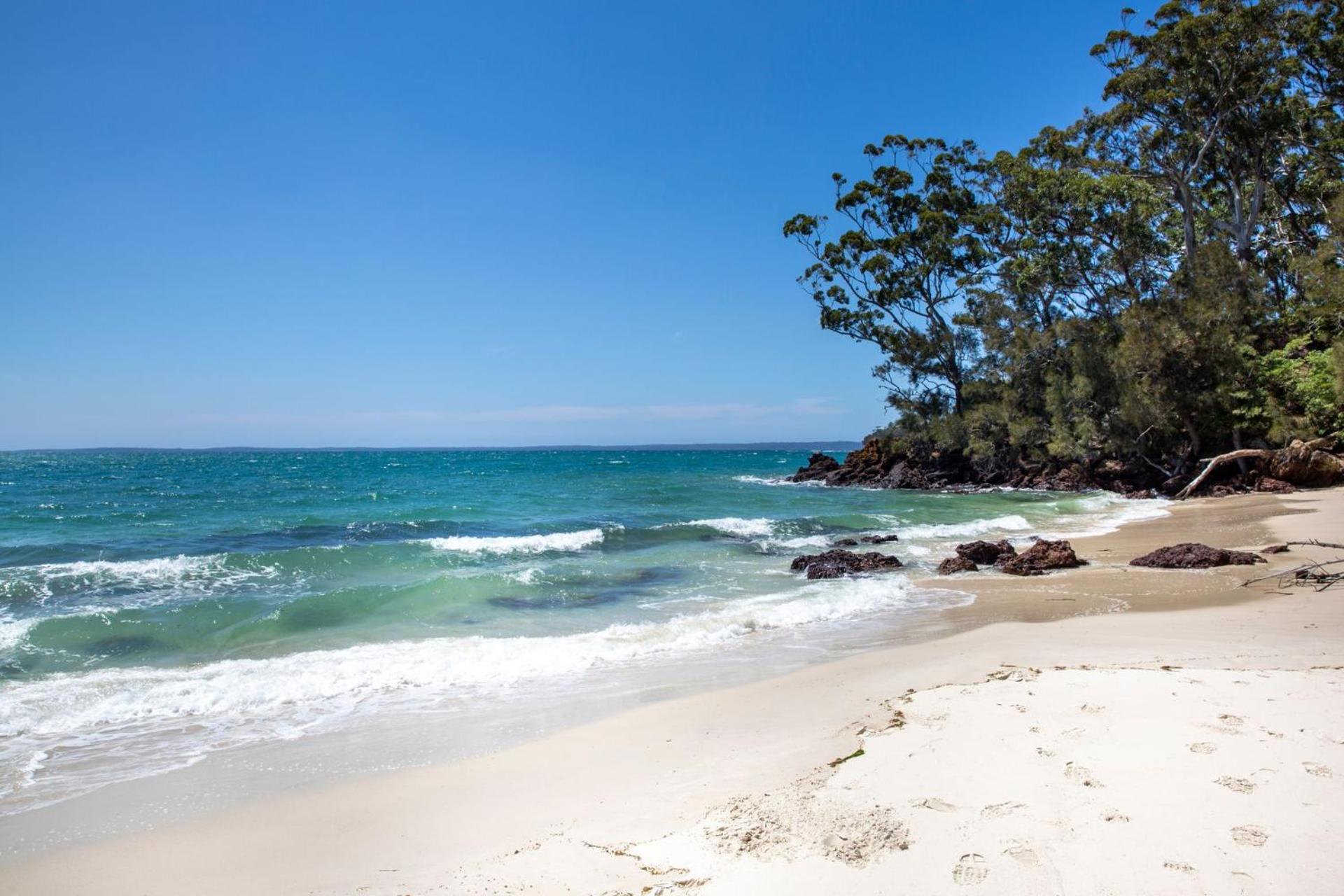 Blenheim Hideaway - 5 Mins Walk to Beach