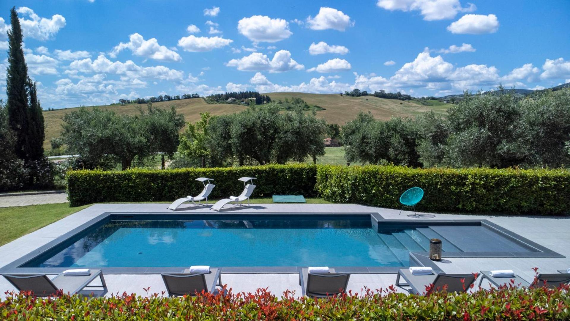 VILLA DELLE GINESTRE 9&2, Emma Villas