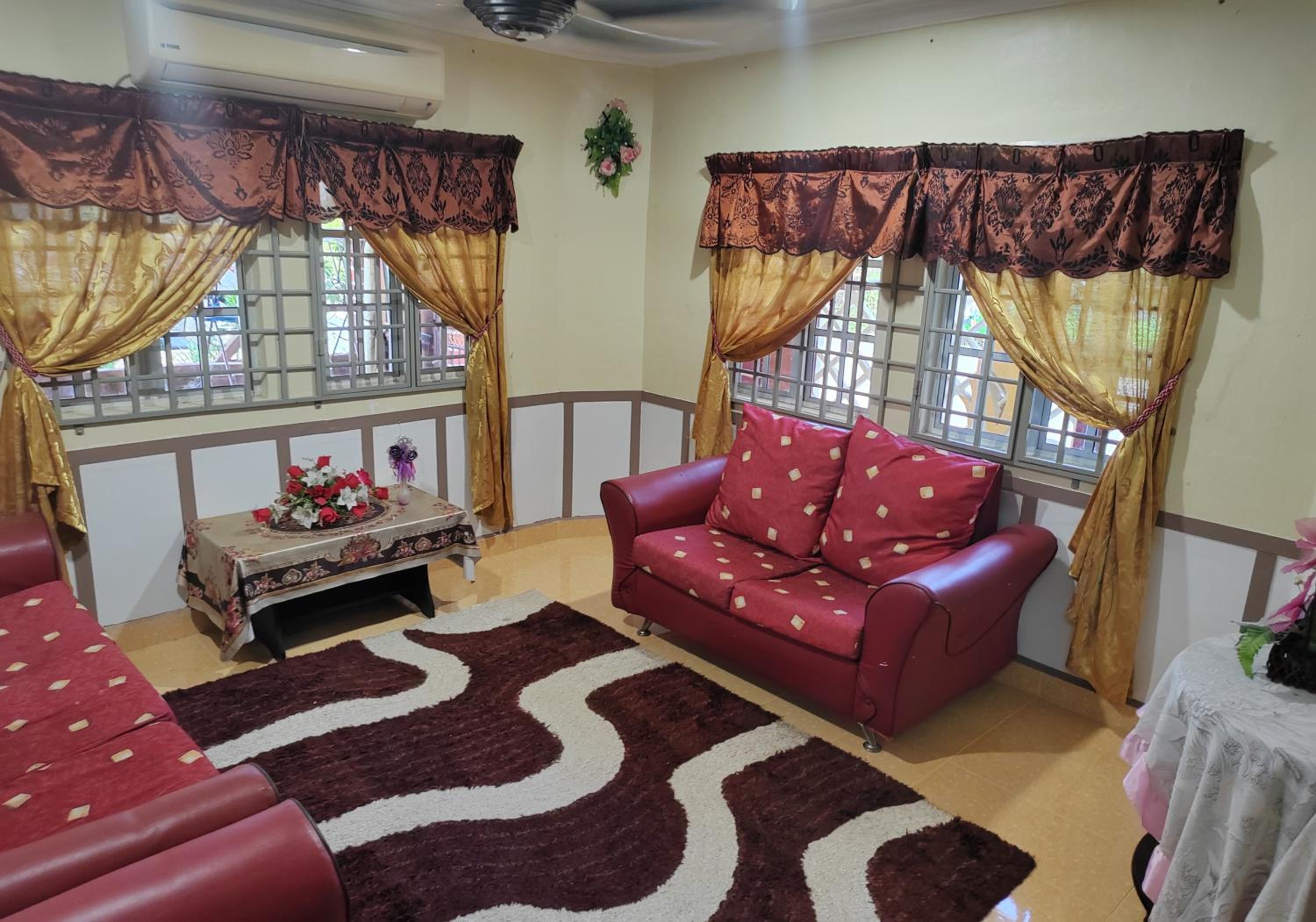 Iltizam Homestay