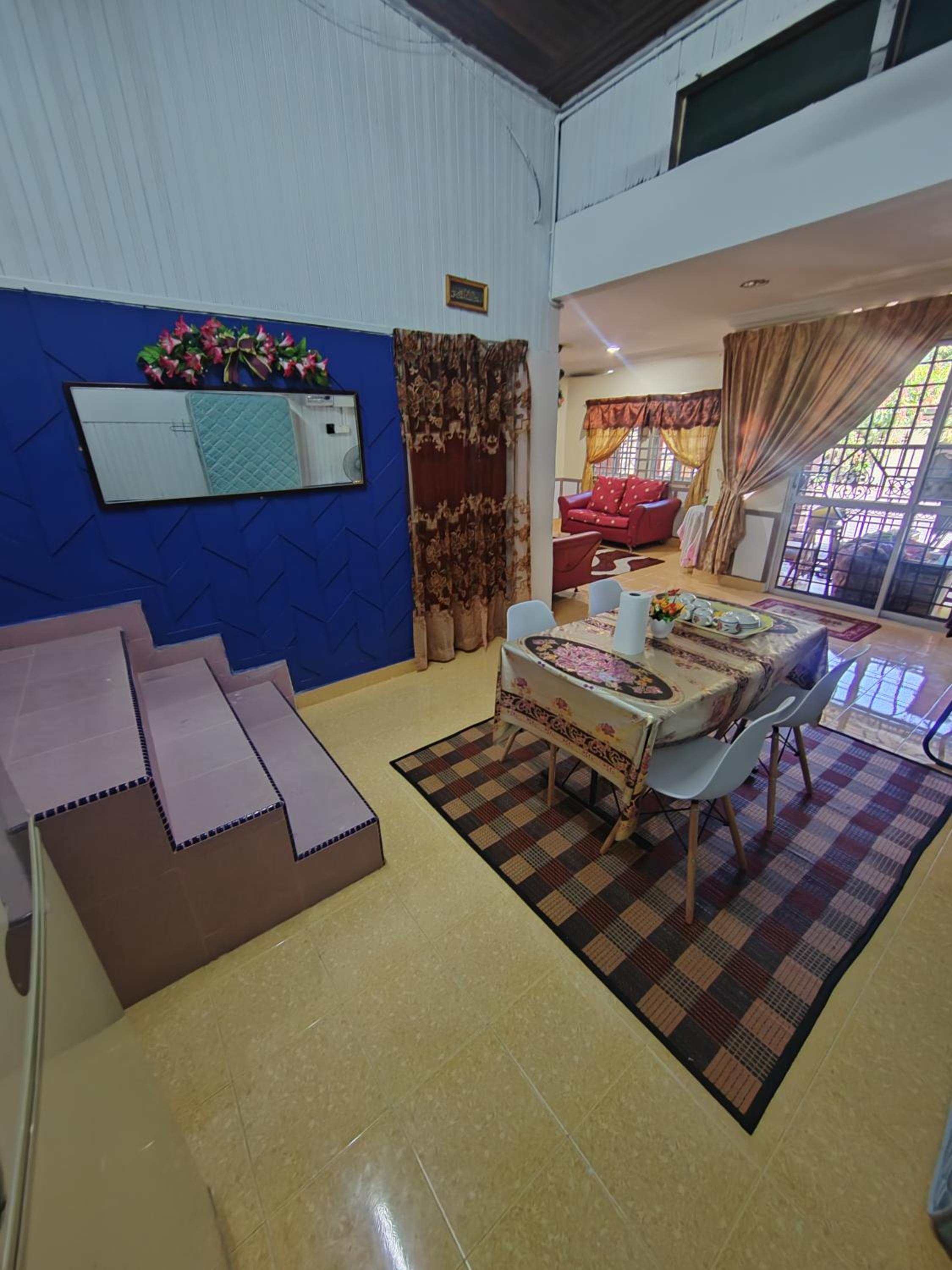 Iltizam Homestay