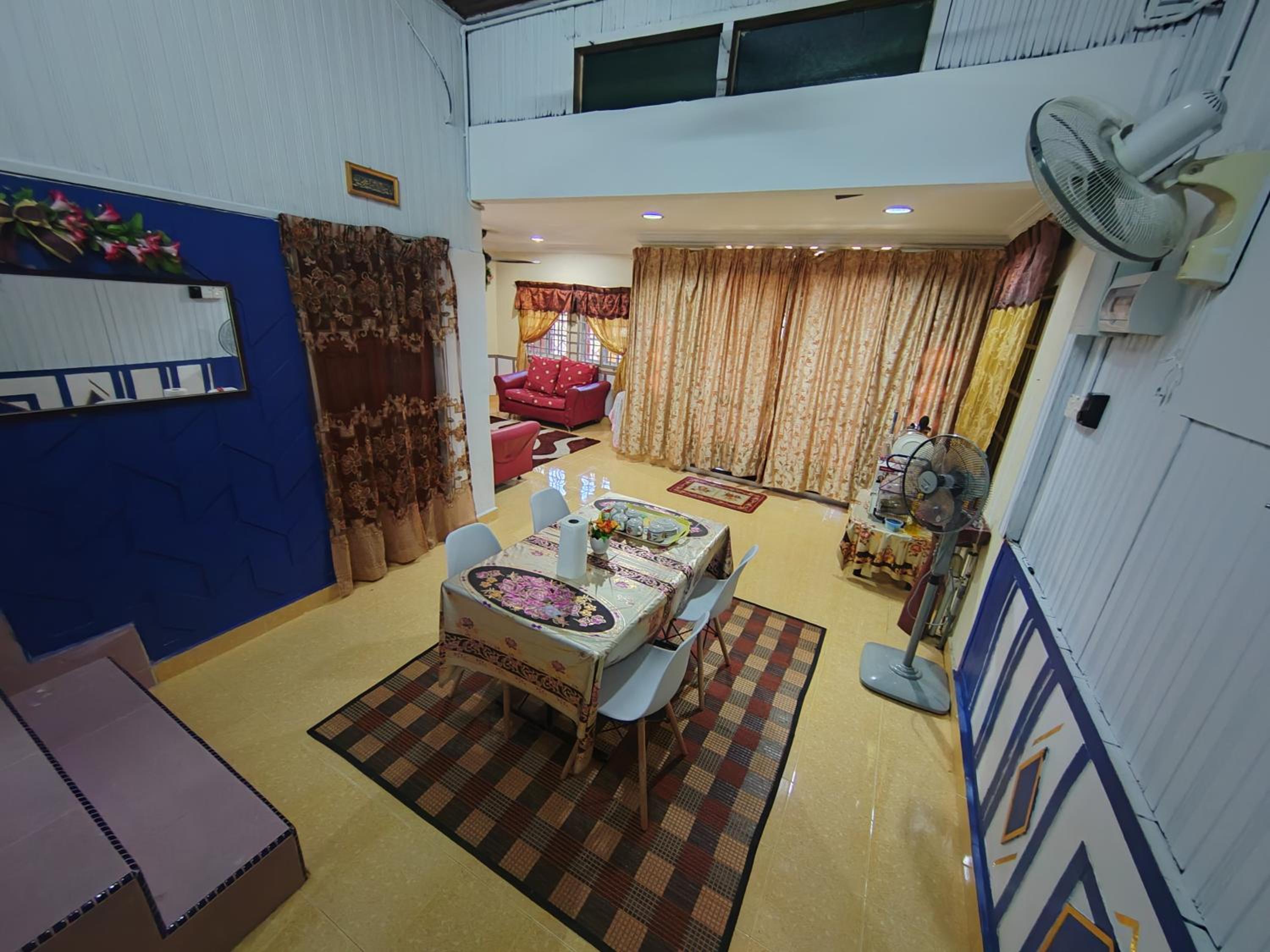 Iltizam Homestay