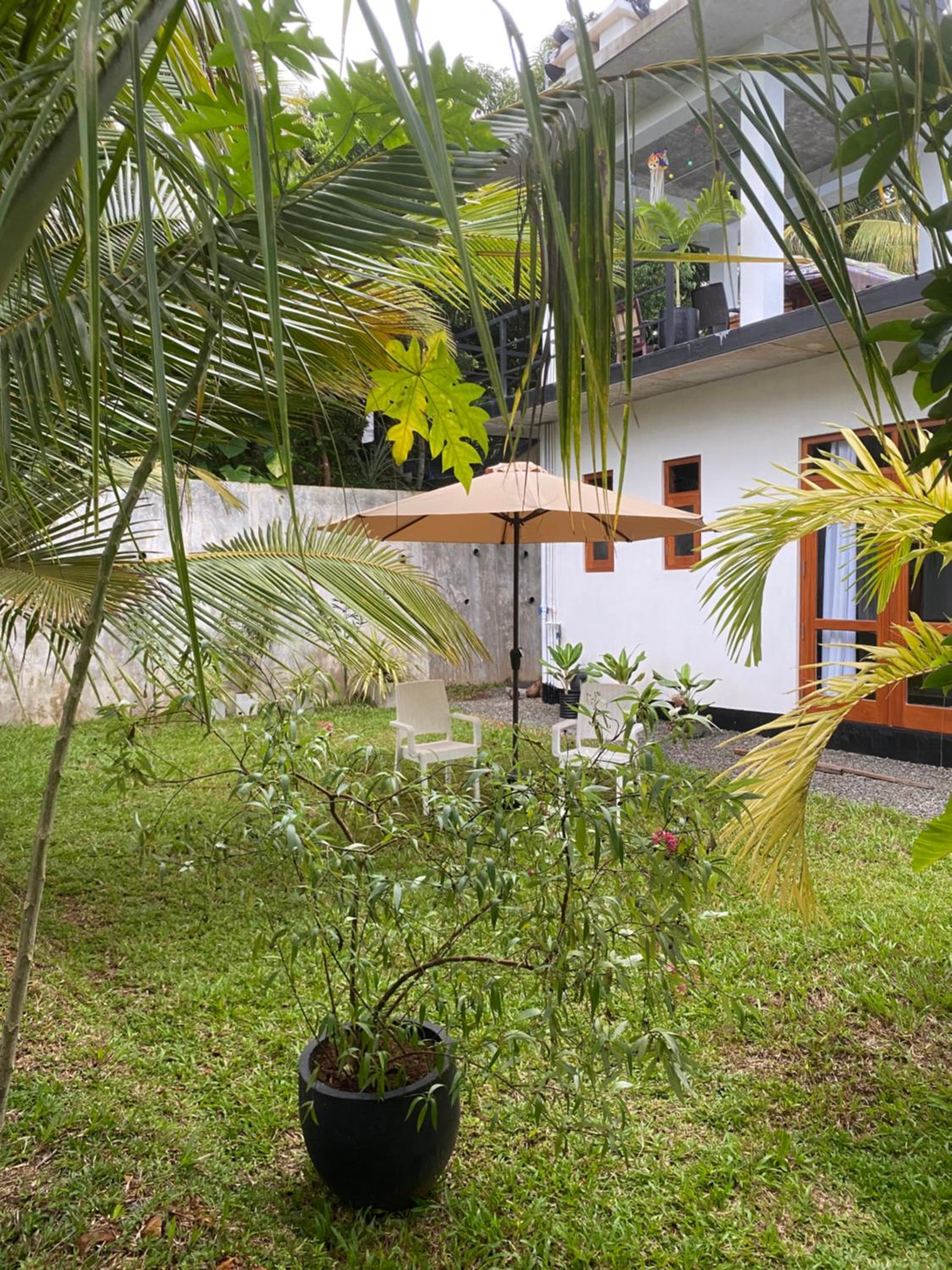 Villa Amila Induruwa Homestay